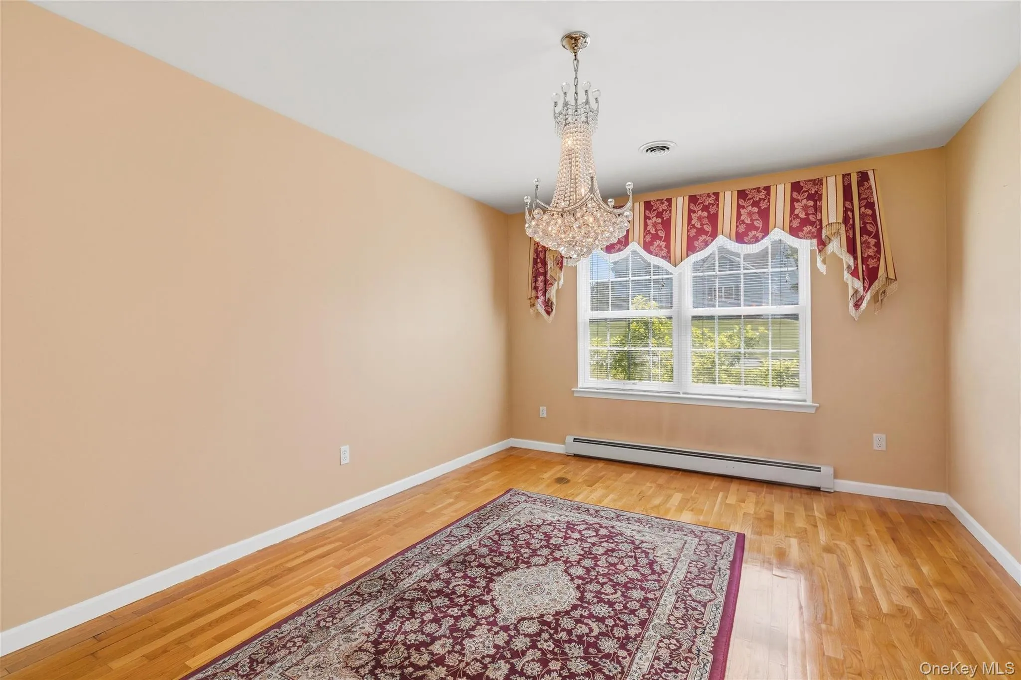 8 Wayne Court, Middletown, NY, 4 Bedrooms Bedrooms, 9 Rooms Rooms,2 BathroomsBathrooms,Residential,For Rent,Wayne,0,1006739 8 Wayne Court, Middletown, NY, 4 Bedrooms Bedrooms, 9 Rooms Rooms,2 BathroomsBathrooms,Residential,For Rent,Wayne,0,1006739