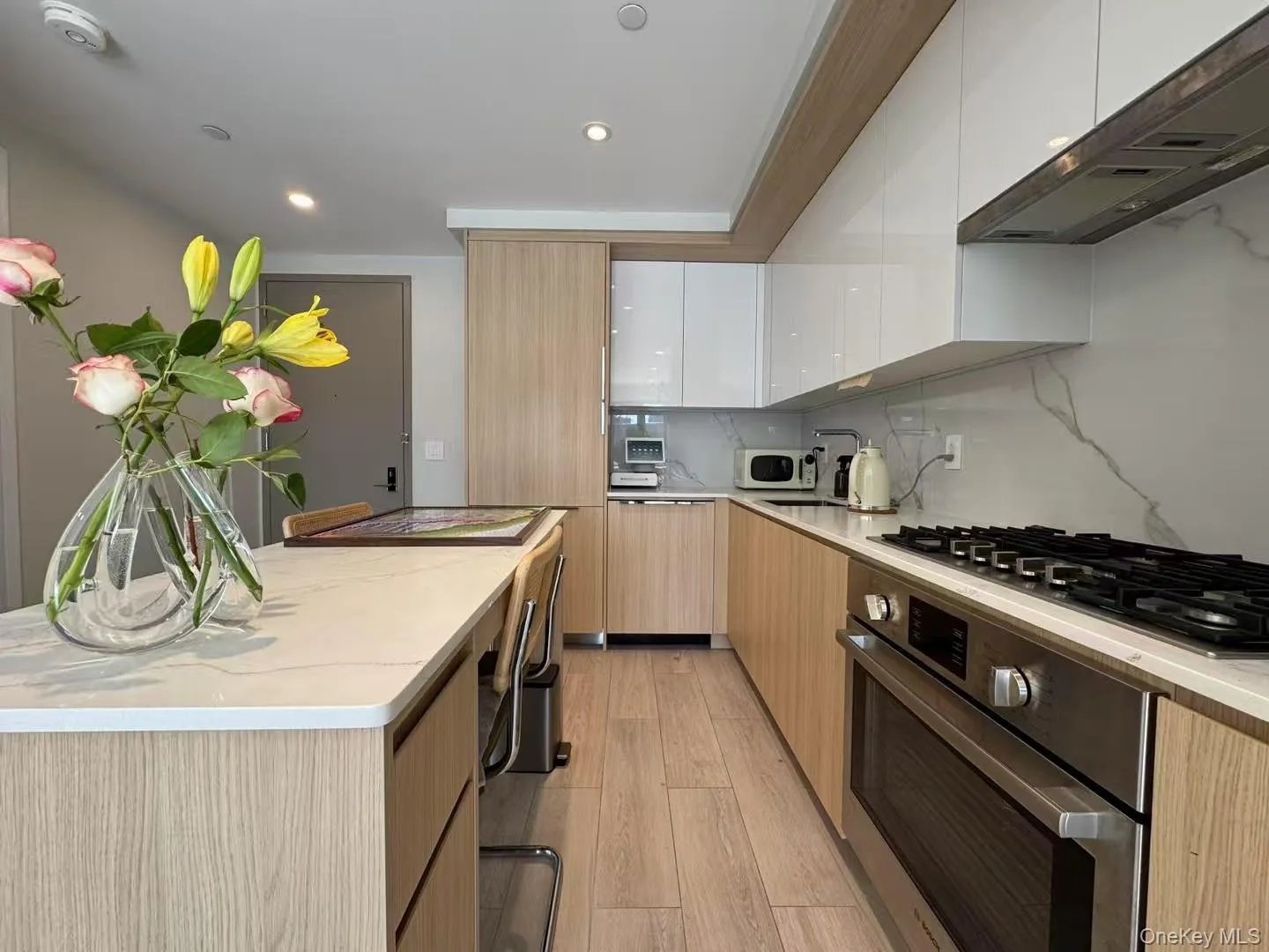 4022 61st Street, New York, NY, 1 Bedroom Bedrooms, 3 Rooms Rooms,1 BathroomBathrooms,Residential Lease,For Rent,61st,0,1006742 4022 61st Street, New York, NY, 1 Bedroom Bedrooms, 3 Rooms Rooms,1 BathroomBathrooms,Residential Lease,For Rent,61st,0,1006742