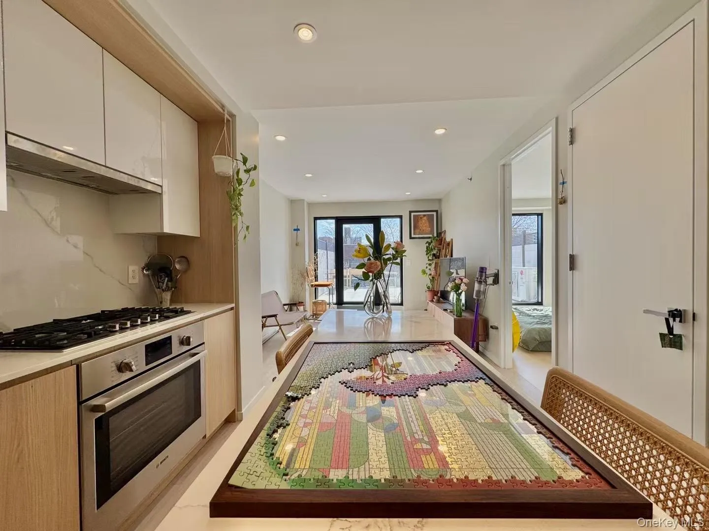 4022 61st Street, New York, NY, 1 Bedroom Bedrooms, 3 Rooms Rooms,1 BathroomBathrooms,Residential Lease,For Rent,61st,0,1006742 4022 61st Street, New York, NY, 1 Bedroom Bedrooms, 3 Rooms Rooms,1 BathroomBathrooms,Residential Lease,For Rent,61st,0,1006742
