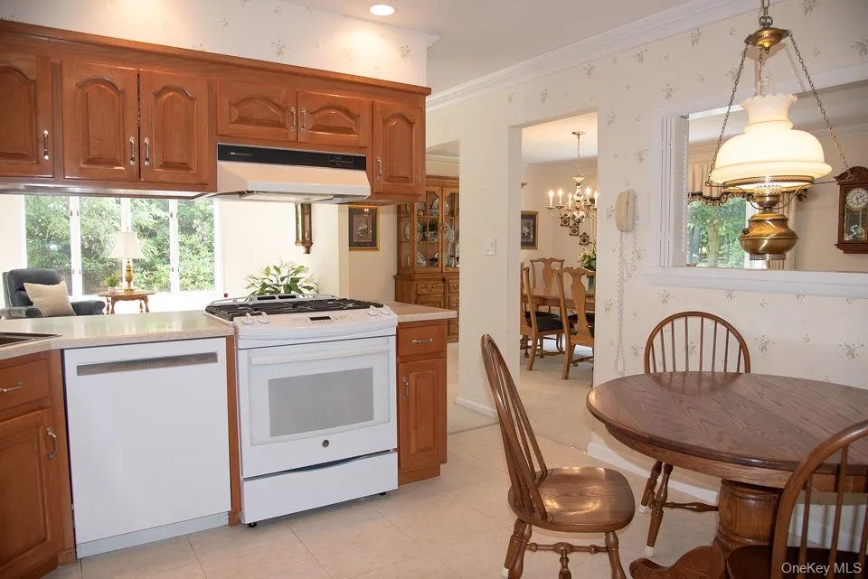 55 Summit Road, Ramapo, NY, 3 Bedrooms Bedrooms, 11 Rooms Rooms,2 BathroomsBathrooms,Residential,For Rent,Summit,0,1006746 55 Summit Road, Ramapo, NY, 3 Bedrooms Bedrooms, 11 Rooms Rooms,2 BathroomsBathrooms,Residential,For Rent,Summit,0,1006746