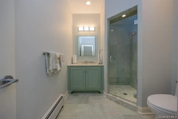 Totally renovated full bathroom Totally renovated full bathroom