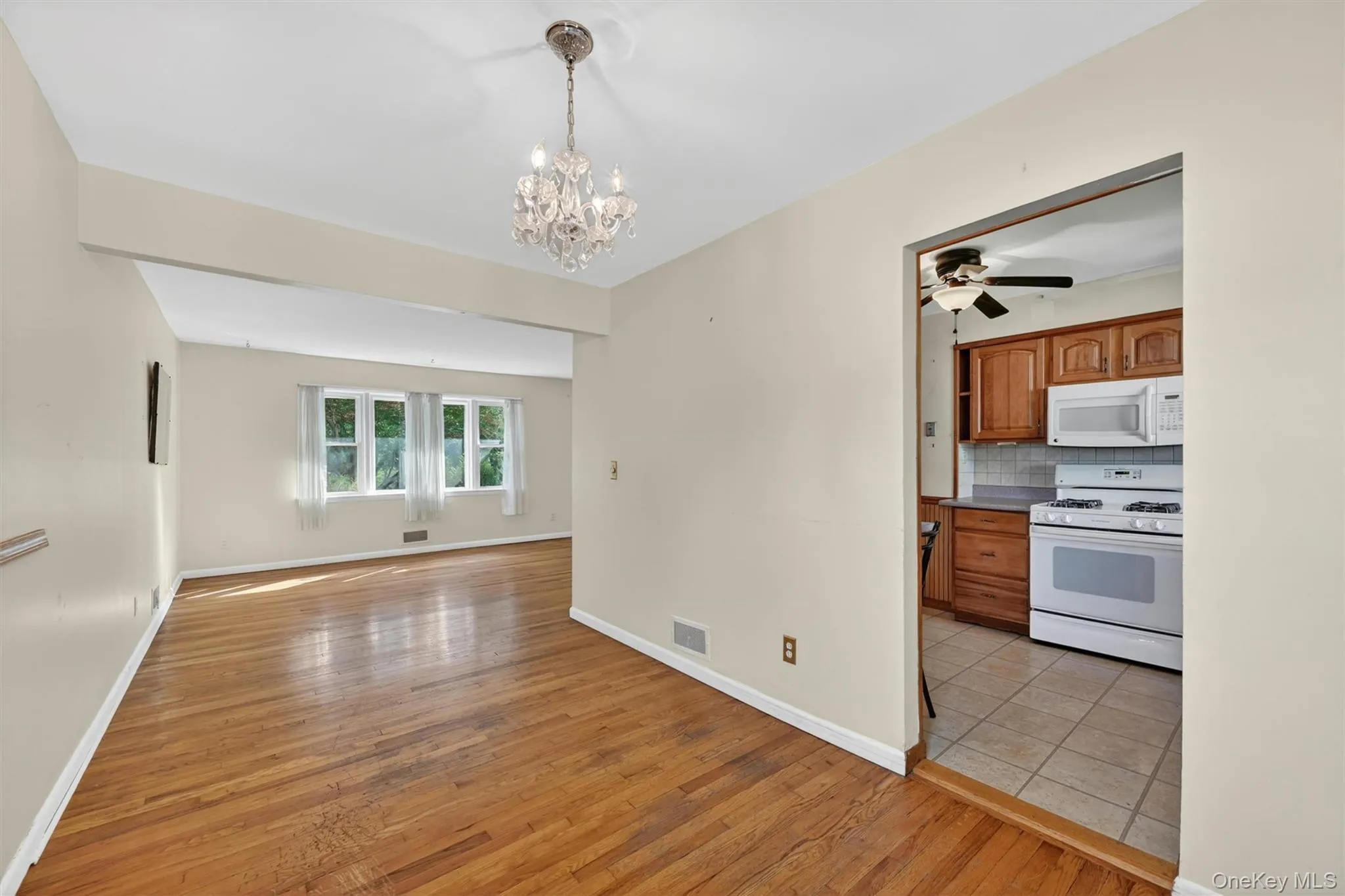 2 Curie Road, Cornwall, NY, 4 Bedrooms Bedrooms, 7 Rooms Rooms,1 BathroomBathrooms,Residential,For Rent,Curie,0,1006753 2 Curie Road, Cornwall, NY, 4 Bedrooms Bedrooms, 7 Rooms Rooms,1 BathroomBathrooms,Residential,For Rent,Curie,0,1006753