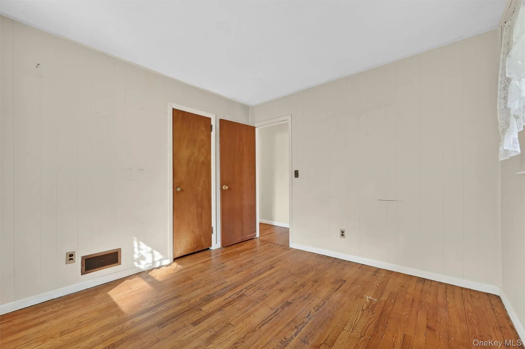 2 Curie Road, Cornwall, NY, 4 Bedrooms Bedrooms, 7 Rooms Rooms,1 BathroomBathrooms,Residential,For Rent,Curie,0,1006753 2 Curie Road, Cornwall, NY, 4 Bedrooms Bedrooms, 7 Rooms Rooms,1 BathroomBathrooms,Residential,For Rent,Curie,0,1006753