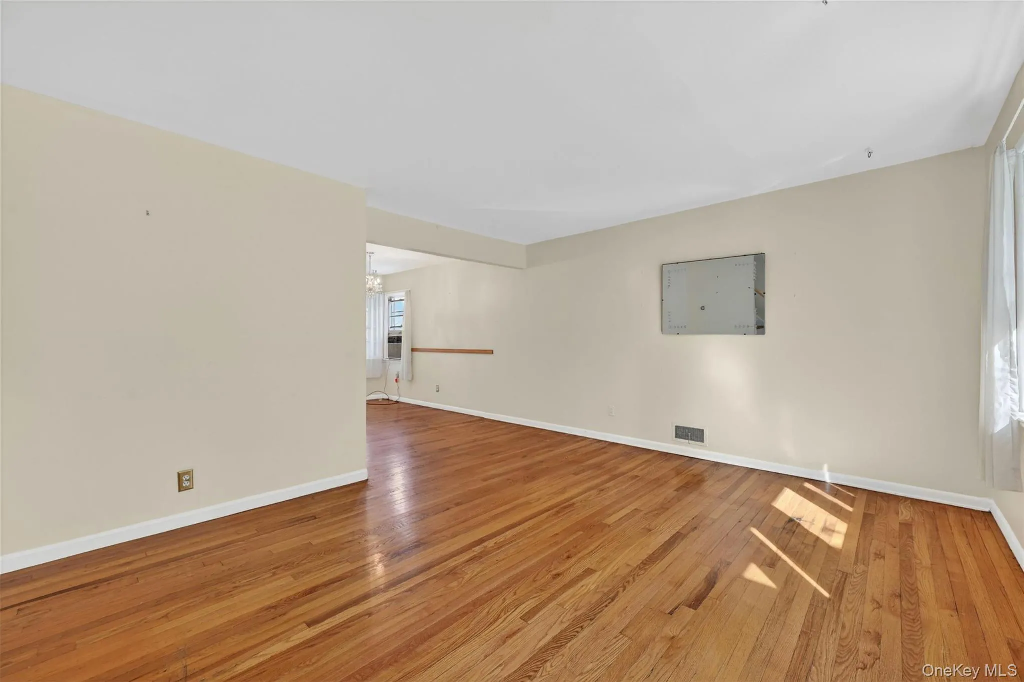 2 Curie Road, Cornwall, NY, 4 Bedrooms Bedrooms, 7 Rooms Rooms,1 BathroomBathrooms,Residential,For Rent,Curie,0,1006753 2 Curie Road, Cornwall, NY, 4 Bedrooms Bedrooms, 7 Rooms Rooms,1 BathroomBathrooms,Residential,For Rent,Curie,0,1006753