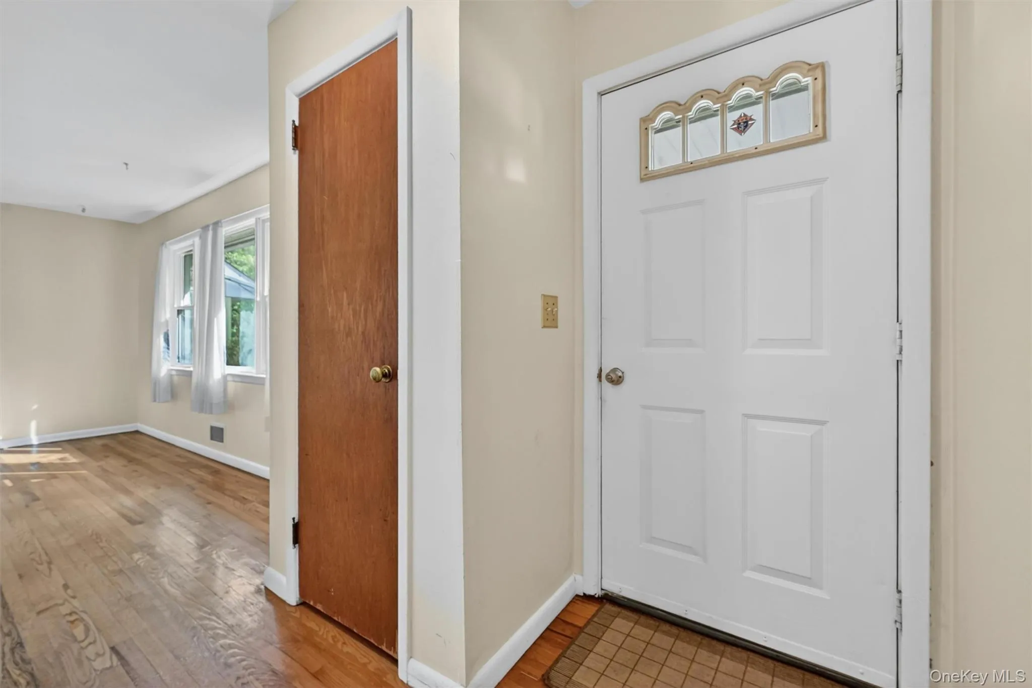 2 Curie Road, Cornwall, NY, 4 Bedrooms Bedrooms, 7 Rooms Rooms,1 BathroomBathrooms,Residential,For Rent,Curie,0,1006753 2 Curie Road, Cornwall, NY, 4 Bedrooms Bedrooms, 7 Rooms Rooms,1 BathroomBathrooms,Residential,For Rent,Curie,0,1006753
