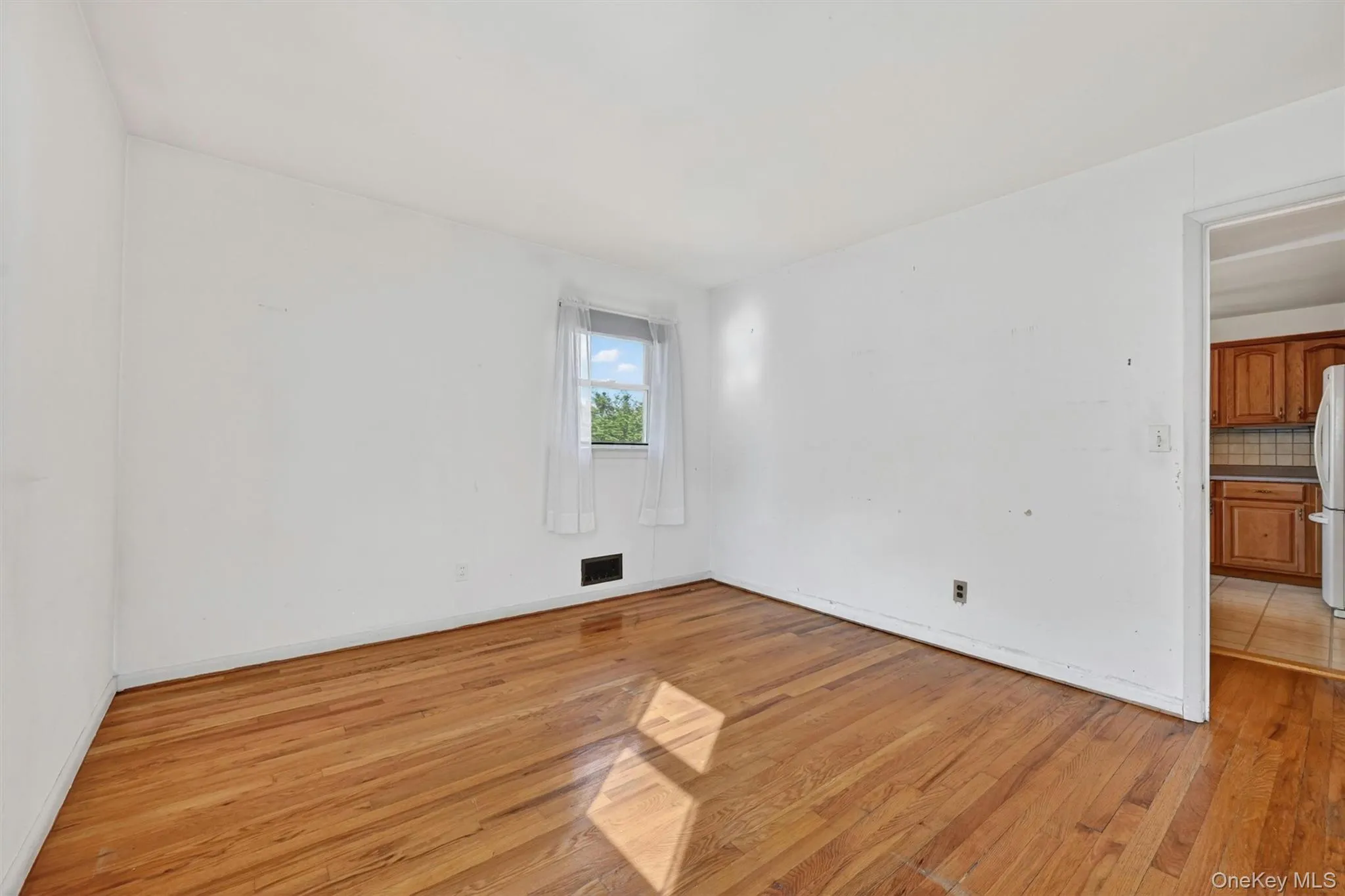 2 Curie Road, Cornwall, NY, 4 Bedrooms Bedrooms, 7 Rooms Rooms,1 BathroomBathrooms,Residential,For Rent,Curie,0,1006753 2 Curie Road, Cornwall, NY, 4 Bedrooms Bedrooms, 7 Rooms Rooms,1 BathroomBathrooms,Residential,For Rent,Curie,0,1006753