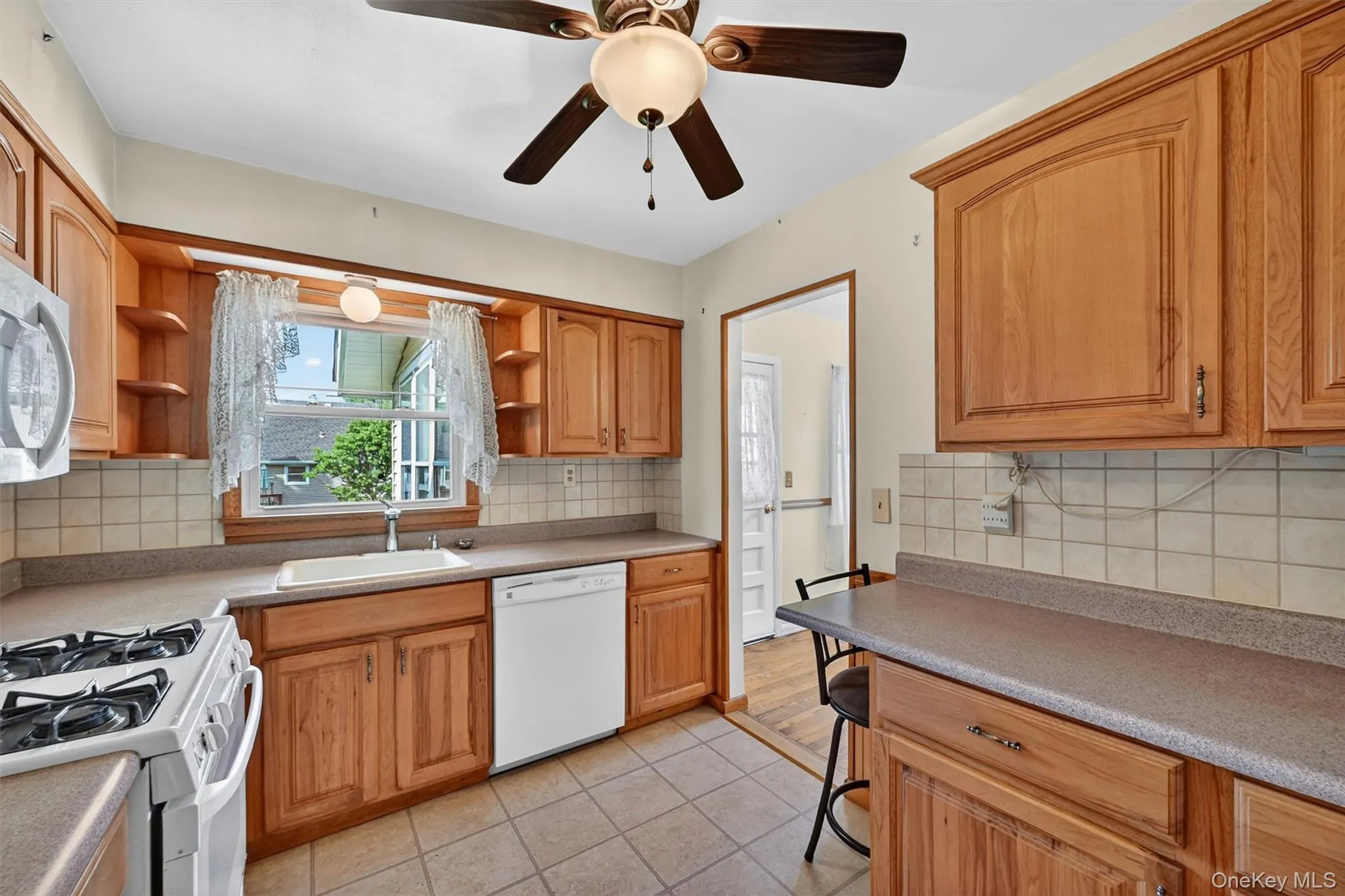 2 Curie Road, Cornwall, NY, 4 Bedrooms Bedrooms, 7 Rooms Rooms,1 BathroomBathrooms,Residential,For Rent,Curie,0,1006753 2 Curie Road, Cornwall, NY, 4 Bedrooms Bedrooms, 7 Rooms Rooms,1 BathroomBathrooms,Residential,For Rent,Curie,0,1006753