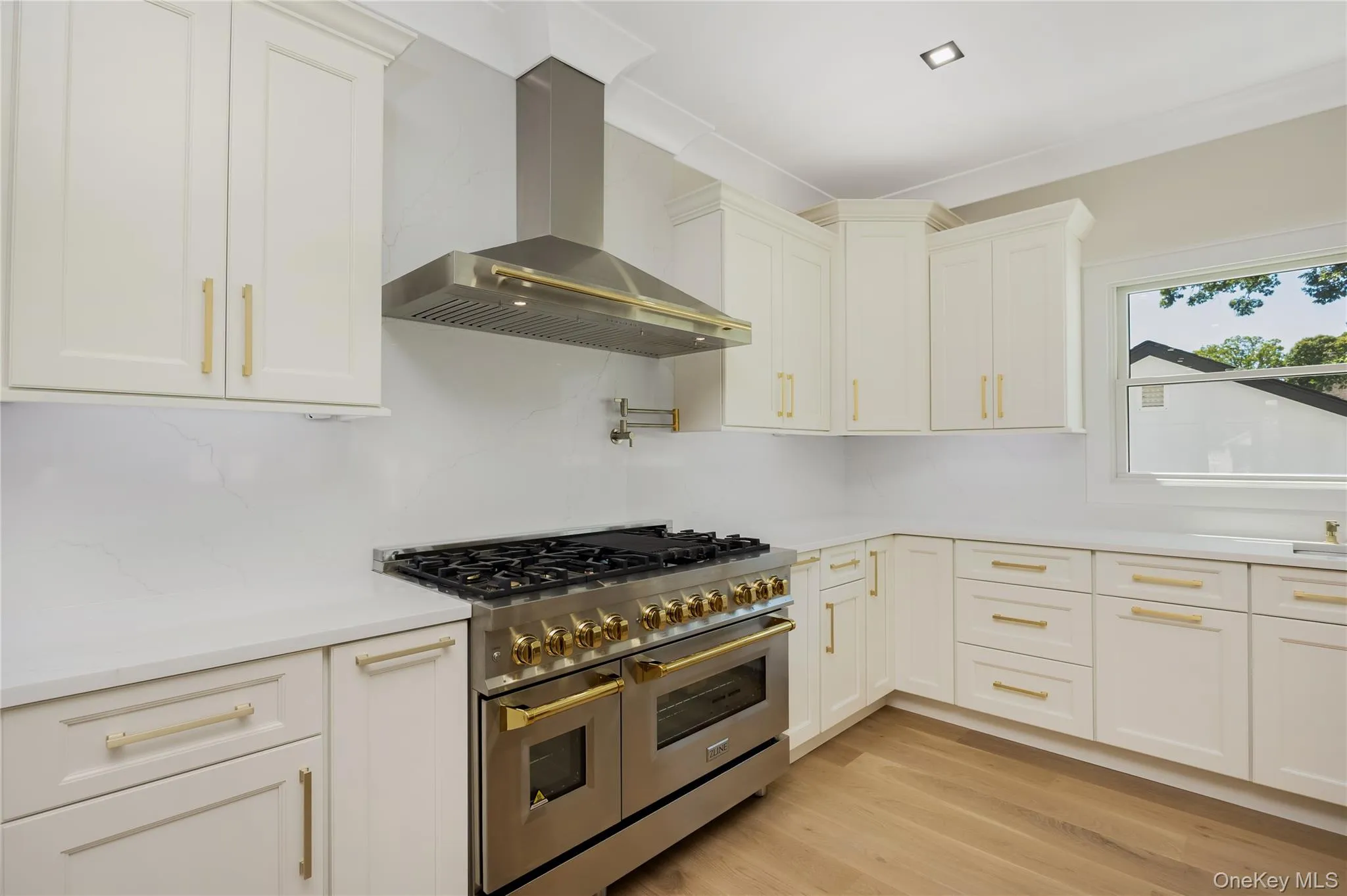 2362 Kenmore Street, Hempstead, NY, 5 Bedrooms Bedrooms, 14 Rooms Rooms,5 BathroomsBathrooms,Residential,For Rent,Kenmore,0,1006755 2362 Kenmore Street, Hempstead, NY, 5 Bedrooms Bedrooms, 14 Rooms Rooms,5 BathroomsBathrooms,Residential,For Rent,Kenmore,0,1006755