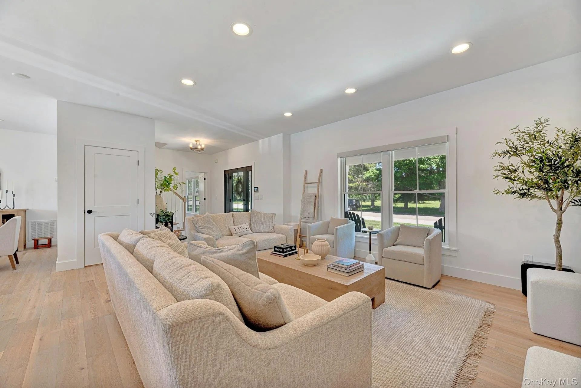 1095 Ryder Farm Lane, Southold, NY, 4 Bedrooms Bedrooms, 9 Rooms Rooms,2 BathroomsBathrooms,Residential Lease,For Rent,Ryder Farm,0,1006757 1095 Ryder Farm Lane, Southold, NY, 4 Bedrooms Bedrooms, 9 Rooms Rooms,2 BathroomsBathrooms,Residential Lease,For Rent,Ryder Farm,0,1006757