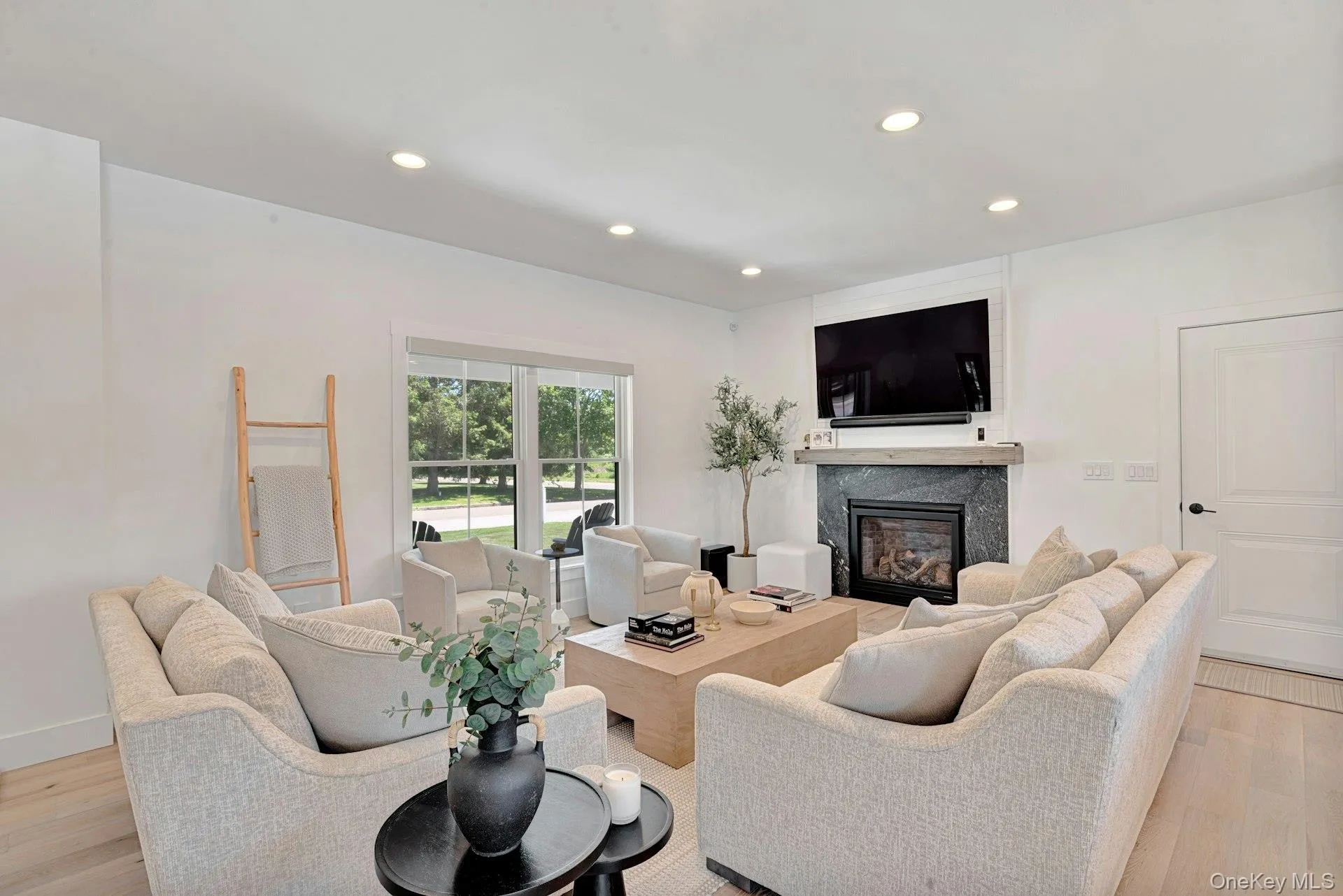 1095 Ryder Farm Lane, Southold, NY, 4 Bedrooms Bedrooms, 9 Rooms Rooms,2 BathroomsBathrooms,Residential Lease,For Rent,Ryder Farm,0,1006757 1095 Ryder Farm Lane, Southold, NY, 4 Bedrooms Bedrooms, 9 Rooms Rooms,2 BathroomsBathrooms,Residential Lease,For Rent,Ryder Farm,0,1006757