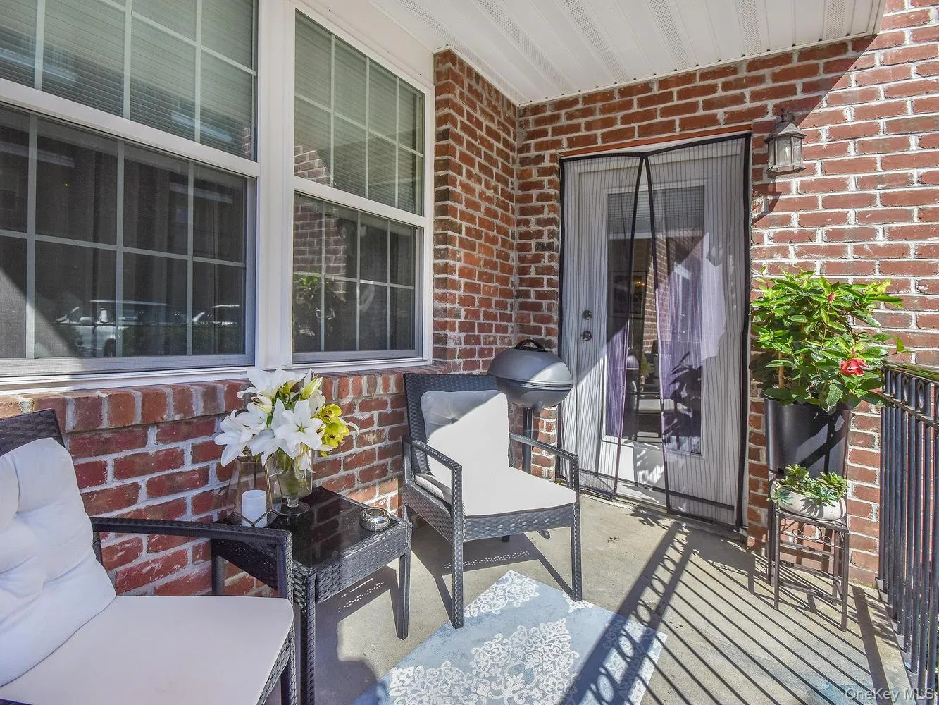 400 Carney Street, Glen Cove, NY, 1 Bedroom Bedrooms, 2 Rooms Rooms,1 BathroomBathrooms,Residential Lease,For Rent,Carney,0,1006759 400 Carney Street, Glen Cove, NY, 1 Bedroom Bedrooms, 2 Rooms Rooms,1 BathroomBathrooms,Residential Lease,For Rent,Carney,0,1006759
