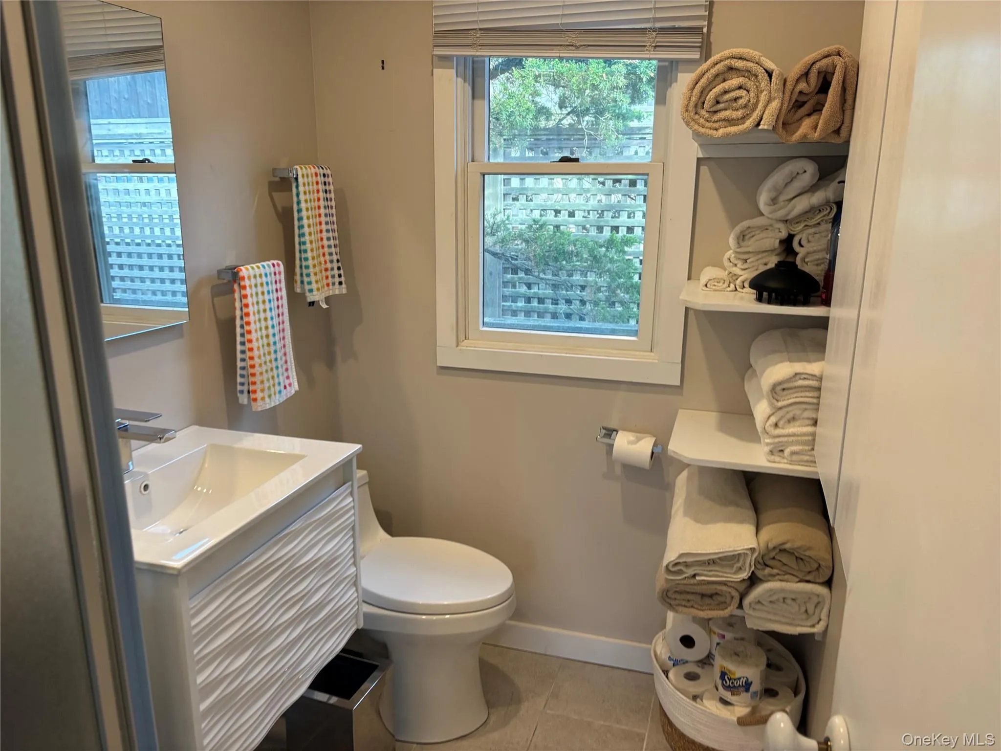 111 Walnut Walk, Islip, NY, 2 Bedrooms Bedrooms, 4 Rooms Rooms,1 BathroomBathrooms,Residential,For Rent,Walnut,0,1006762 111 Walnut Walk, Islip, NY, 2 Bedrooms Bedrooms, 4 Rooms Rooms,1 BathroomBathrooms,Residential,For Rent,Walnut,0,1006762