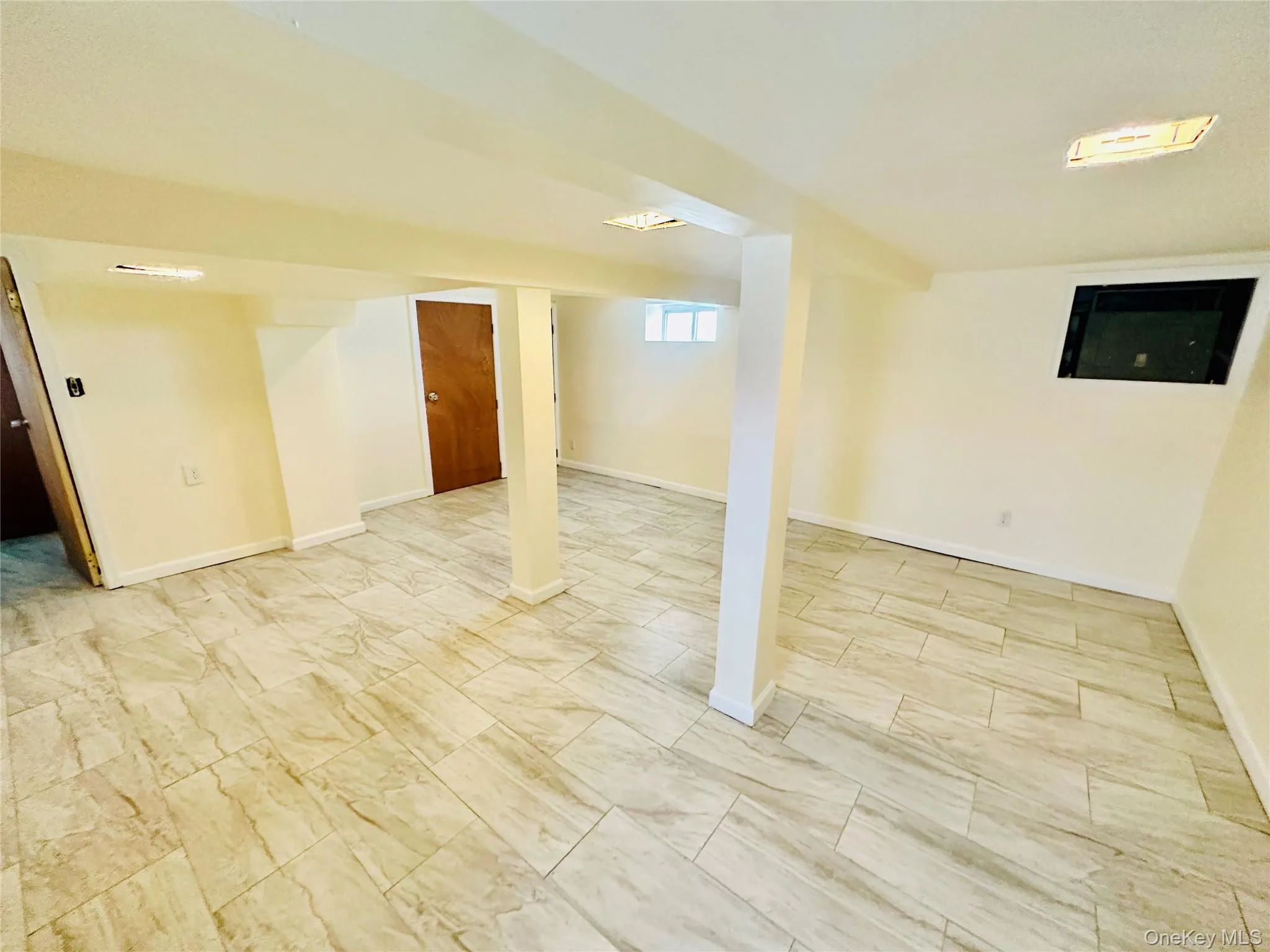 11124 170th Street, New York, NY, 3 Bedrooms Bedrooms, 8 Rooms Rooms,2 BathroomsBathrooms,Residential,For Rent,170th,0,1006764 11124 170th Street, New York, NY, 3 Bedrooms Bedrooms, 8 Rooms Rooms,2 BathroomsBathrooms,Residential,For Rent,170th,0,1006764