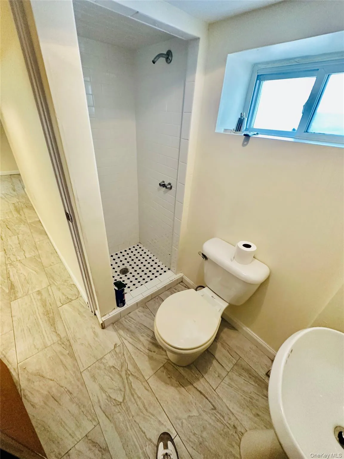 11124 170th Street, New York, NY, 3 Bedrooms Bedrooms, 8 Rooms Rooms,2 BathroomsBathrooms,Residential,For Rent,170th,0,1006764 11124 170th Street, New York, NY, 3 Bedrooms Bedrooms, 8 Rooms Rooms,2 BathroomsBathrooms,Residential,For Rent,170th,0,1006764