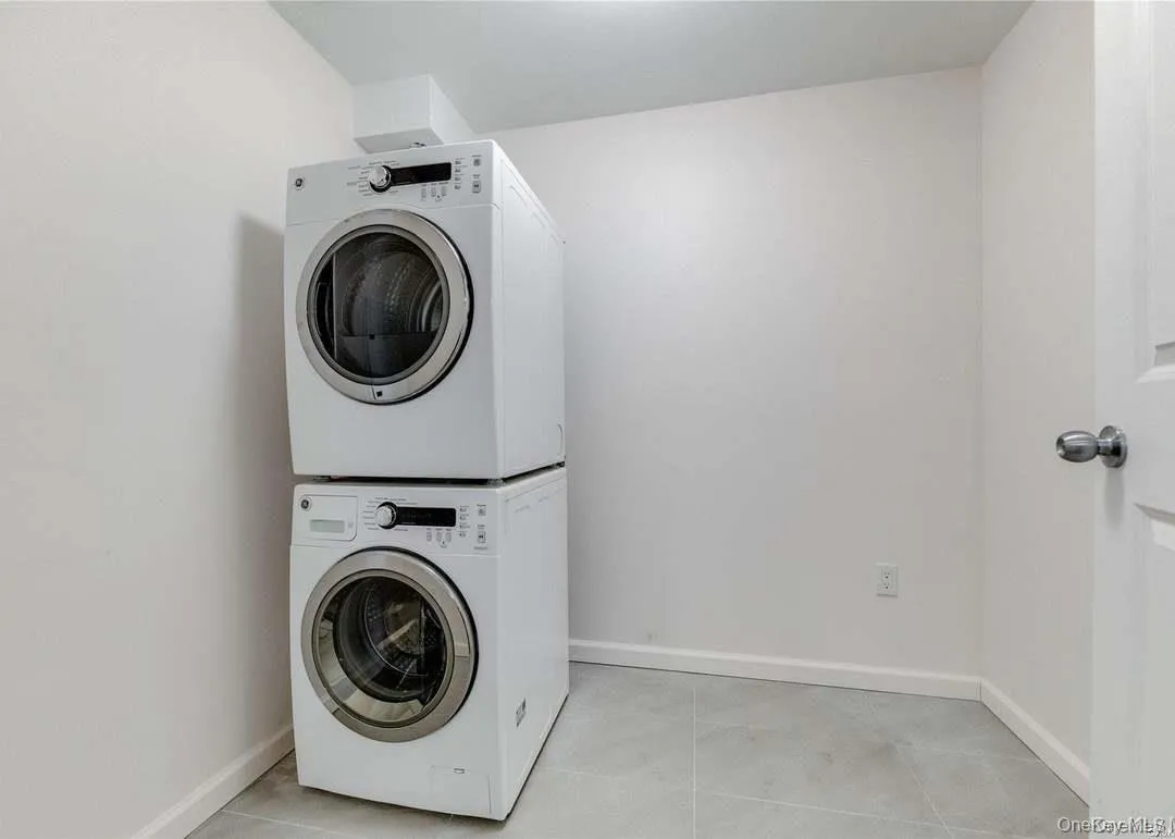 13646 41st Avenue, New York, NY, 2 Bedrooms Bedrooms, 5 Rooms Rooms,2 BathroomsBathrooms,Residential Lease,For Rent,41st,0,1006772 13646 41st Avenue, New York, NY, 2 Bedrooms Bedrooms, 5 Rooms Rooms,2 BathroomsBathrooms,Residential Lease,For Rent,41st,0,1006772
