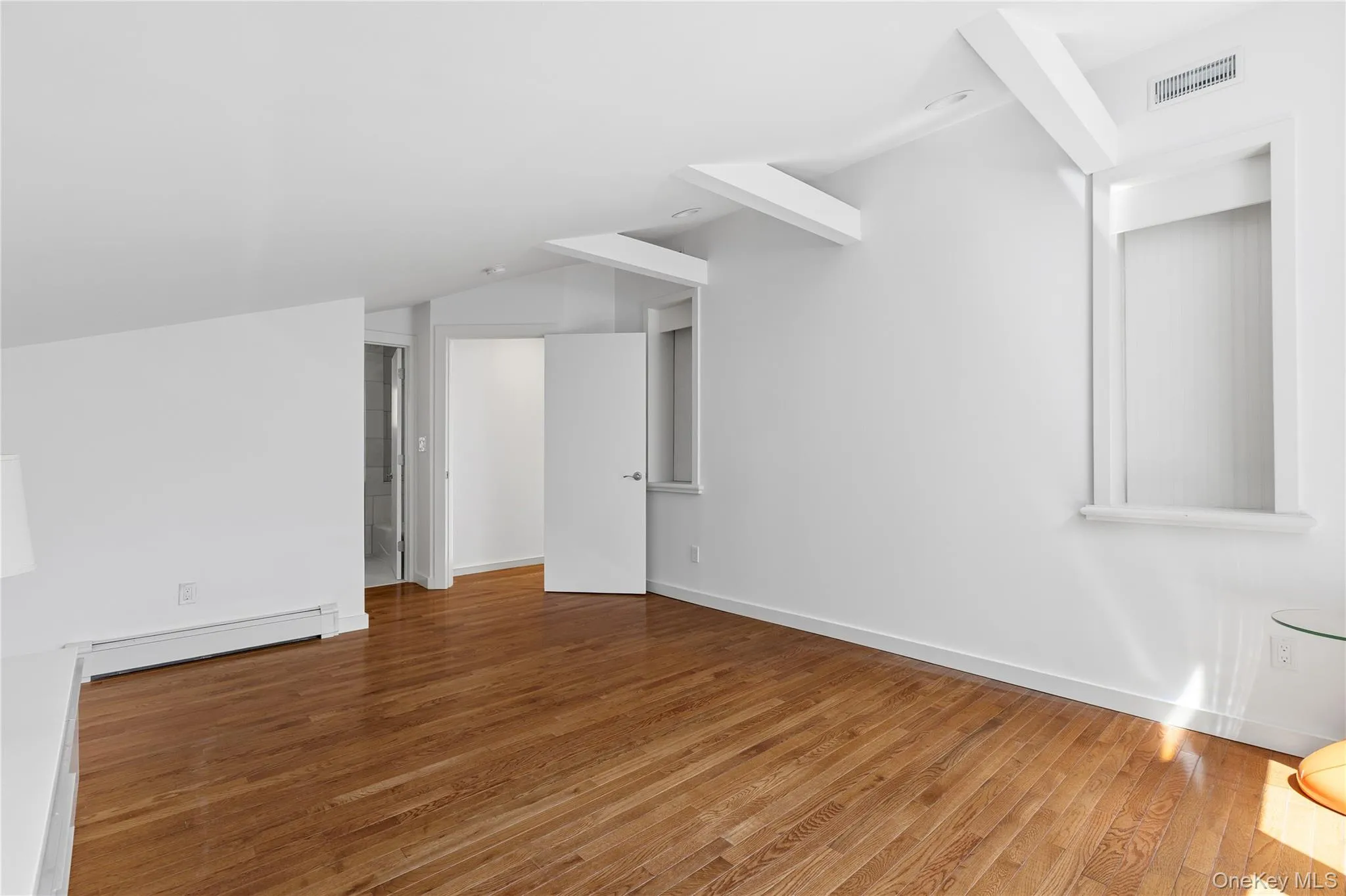 170 Barger Street, Putnam Valley, NY, 4 Bedrooms Bedrooms, 9 Rooms Rooms,4 BathroomsBathrooms,Residential,For Rent,Barger,0,1006773 170 Barger Street, Putnam Valley, NY, 4 Bedrooms Bedrooms, 9 Rooms Rooms,4 BathroomsBathrooms,Residential,For Rent,Barger,0,1006773
