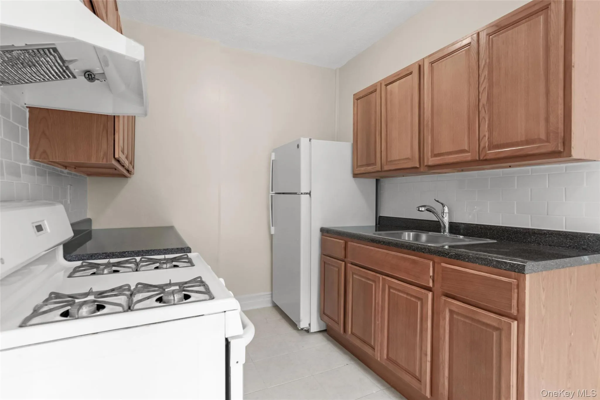 155-17 Sanford Avenue, New York, NY, 3 Rooms Rooms,1 BathroomBathrooms,Residential,For Rent,Sanford,0,1006774 155-17 Sanford Avenue, New York, NY, 3 Rooms Rooms,1 BathroomBathrooms,Residential,For Rent,Sanford,0,1006774