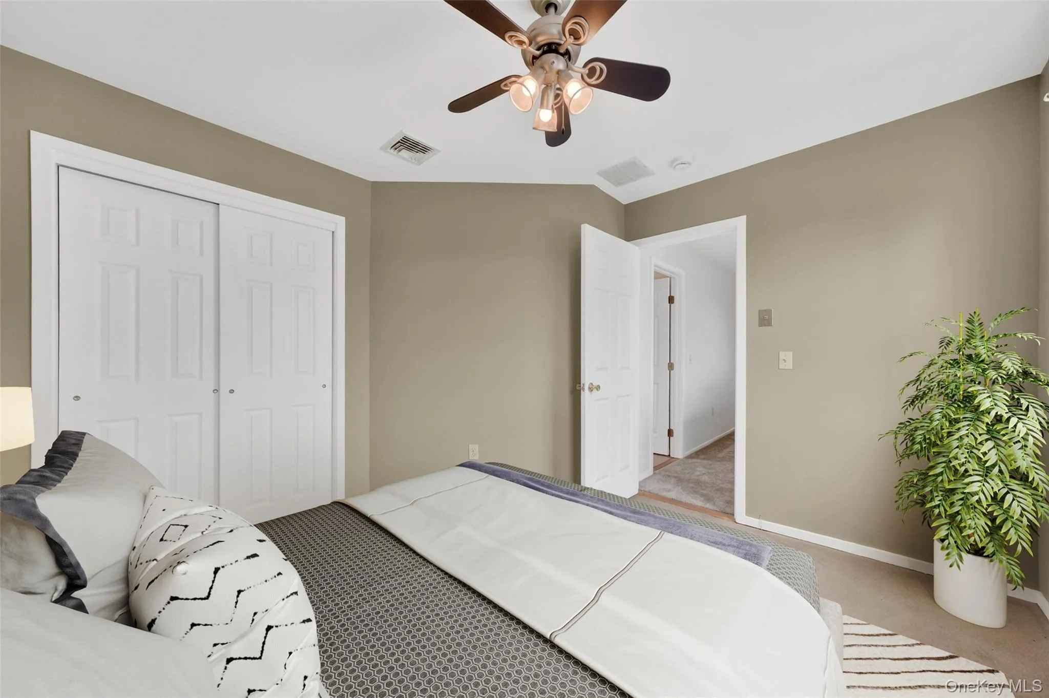 16 Woodfield Drive, Blooming Grove, NY, 3 Bedrooms Bedrooms, 7 Rooms Rooms,1 BathroomBathrooms,Residential,For Rent,Woodfield,0,1006778 16 Woodfield Drive, Blooming Grove, NY, 3 Bedrooms Bedrooms, 7 Rooms Rooms,1 BathroomBathrooms,Residential,For Rent,Woodfield,0,1006778