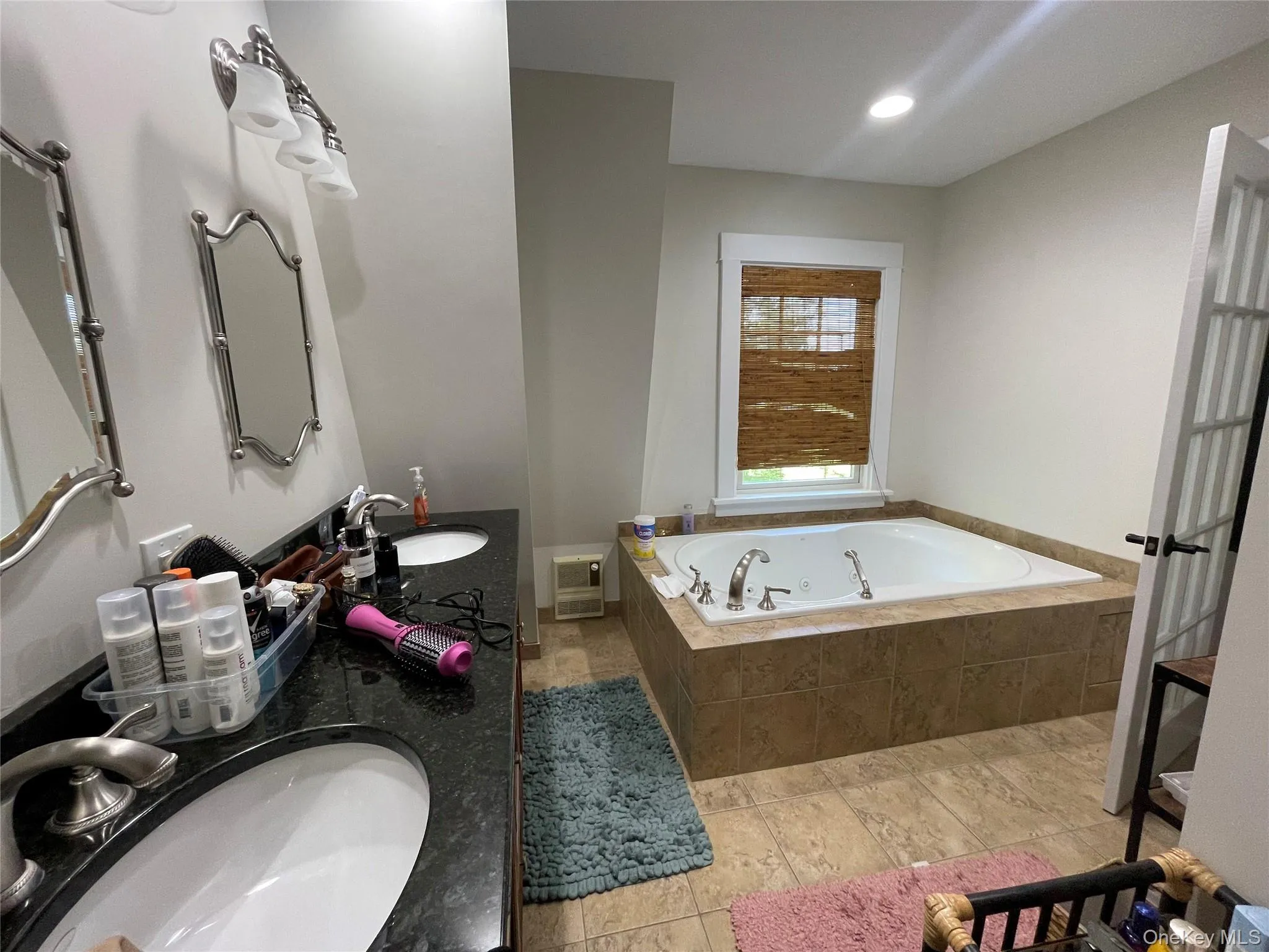38 Gedney Park Drive, White Plains, NY, 5 Bedrooms Bedrooms, 9 Rooms Rooms,3 BathroomsBathrooms,Residential Lease,For Rent,Gedney Park,0,1006782 38 Gedney Park Drive, White Plains, NY, 5 Bedrooms Bedrooms, 9 Rooms Rooms,3 BathroomsBathrooms,Residential Lease,For Rent,Gedney Park,0,1006782
