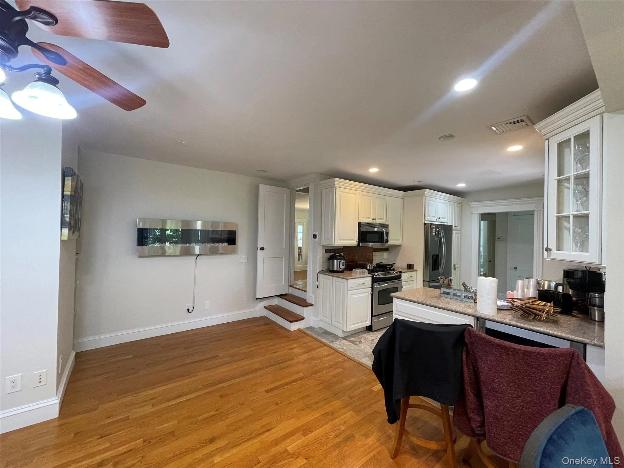 38 Gedney Park Drive, White Plains, NY, 5 Bedrooms Bedrooms, 9 Rooms Rooms,3 BathroomsBathrooms,Residential Lease,For Rent,Gedney Park,0,1006782 38 Gedney Park Drive, White Plains, NY, 5 Bedrooms Bedrooms, 9 Rooms Rooms,3 BathroomsBathrooms,Residential Lease,For Rent,Gedney Park,0,1006782