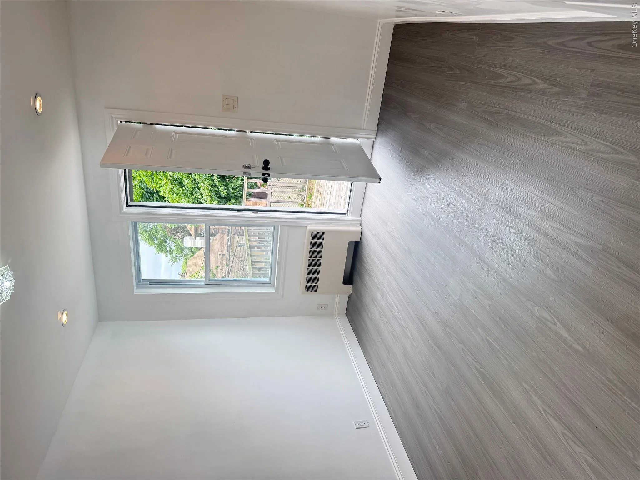 3rd Bedroom with balcony 3rd Bedroom with balcony