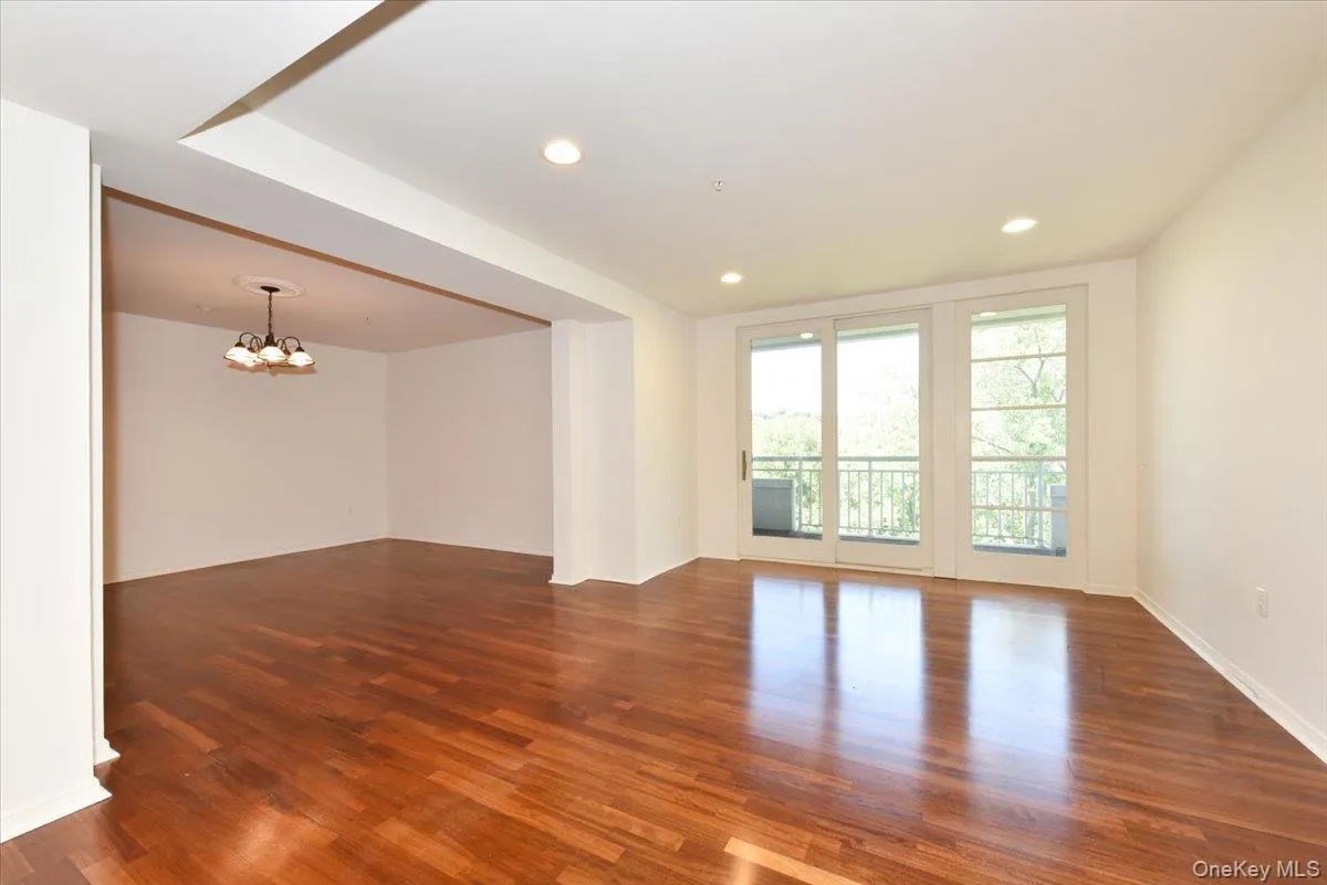 100 Harborview Drive, North Hempstead, NY, 3 Bedrooms Bedrooms, 6 Rooms Rooms,2 BathroomsBathrooms,Residential,For Rent,Harborview,0,1006786 100 Harborview Drive, North Hempstead, NY, 3 Bedrooms Bedrooms, 6 Rooms Rooms,2 BathroomsBathrooms,Residential,For Rent,Harborview,0,1006786