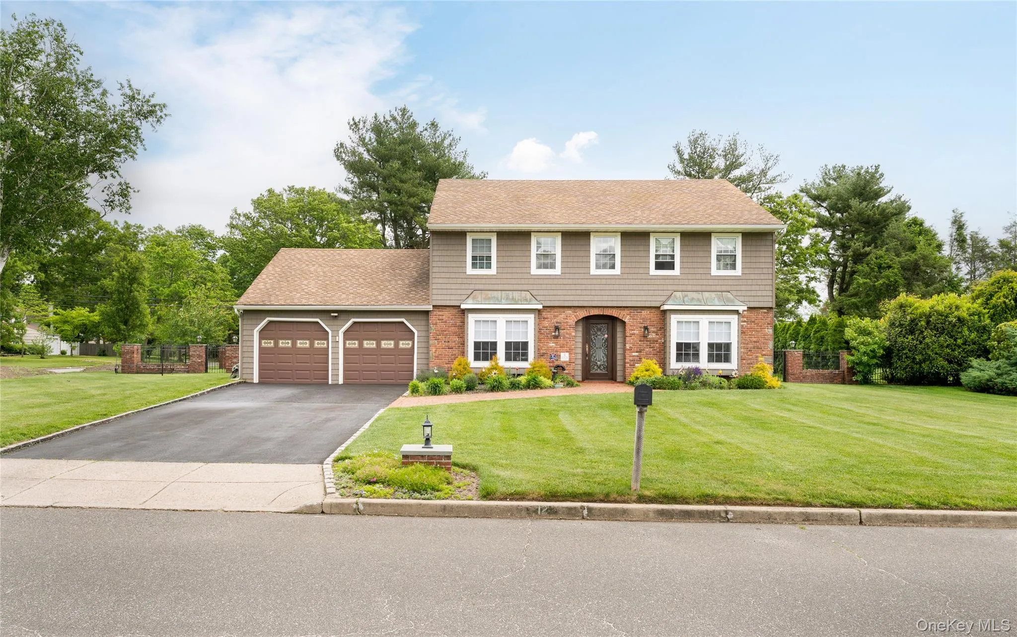 12 Annandale Road, Brookhaven, NY, 5 Bedrooms Bedrooms, 8 Rooms Rooms,3 BathroomsBathrooms,Residential,For Rent,Annandale,0,1006788 12 Annandale Road, Brookhaven, NY, 5 Bedrooms Bedrooms, 8 Rooms Rooms,3 BathroomsBathrooms,Residential,For Rent,Annandale,0,1006788