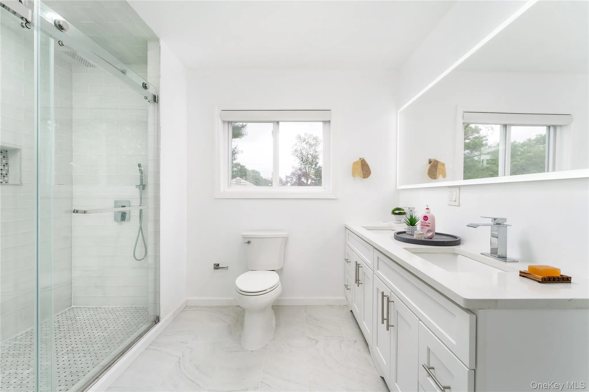 12 Annandale Road, Brookhaven, NY, 5 Bedrooms Bedrooms, 8 Rooms Rooms,3 BathroomsBathrooms,Residential,For Rent,Annandale,0,1006788 12 Annandale Road, Brookhaven, NY, 5 Bedrooms Bedrooms, 8 Rooms Rooms,3 BathroomsBathrooms,Residential,For Rent,Annandale,0,1006788