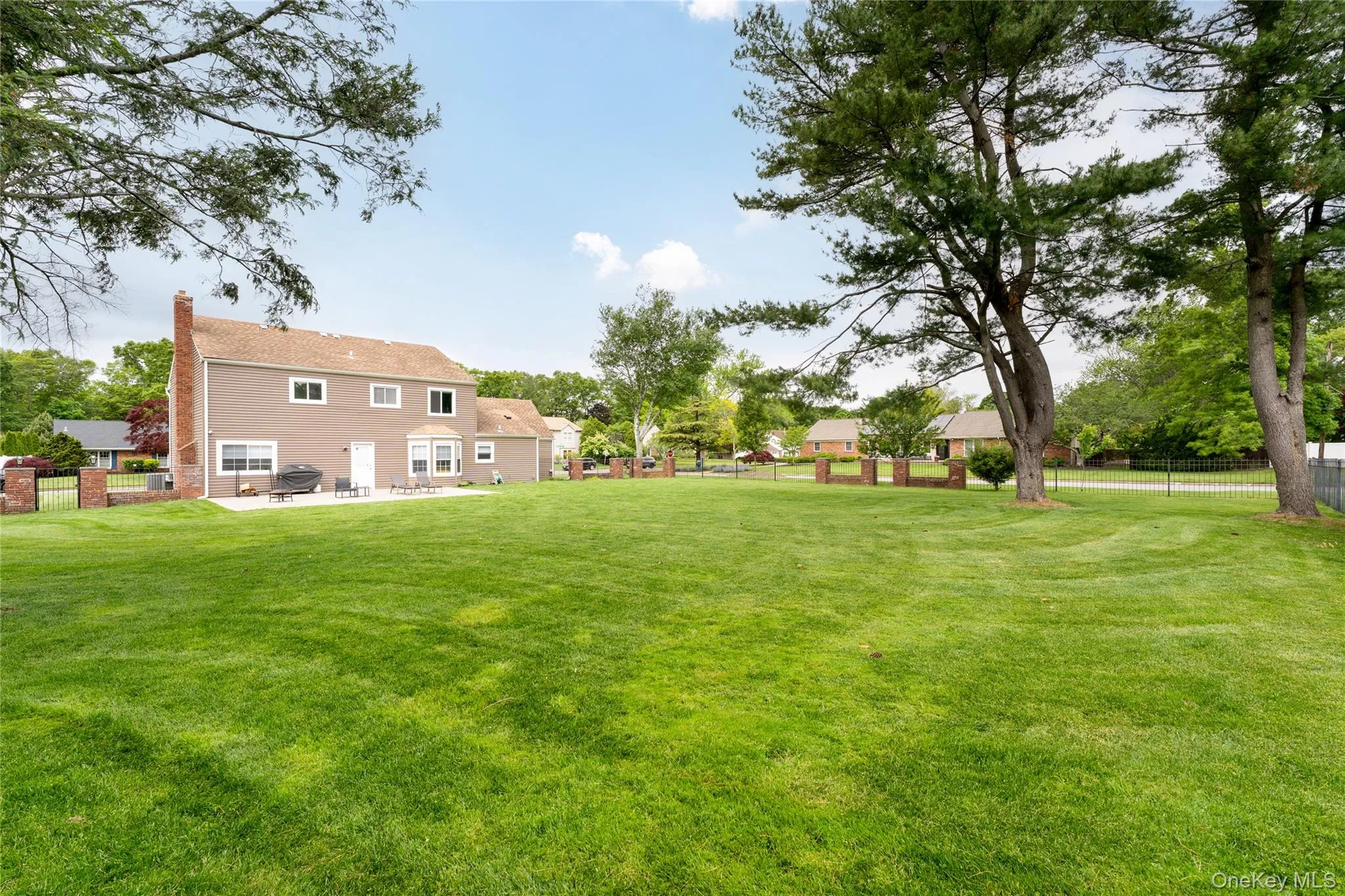 12 Annandale Road, Brookhaven, NY, 5 Bedrooms Bedrooms, 8 Rooms Rooms,3 BathroomsBathrooms,Residential,For Rent,Annandale,0,1006788 12 Annandale Road, Brookhaven, NY, 5 Bedrooms Bedrooms, 8 Rooms Rooms,3 BathroomsBathrooms,Residential,For Rent,Annandale,0,1006788