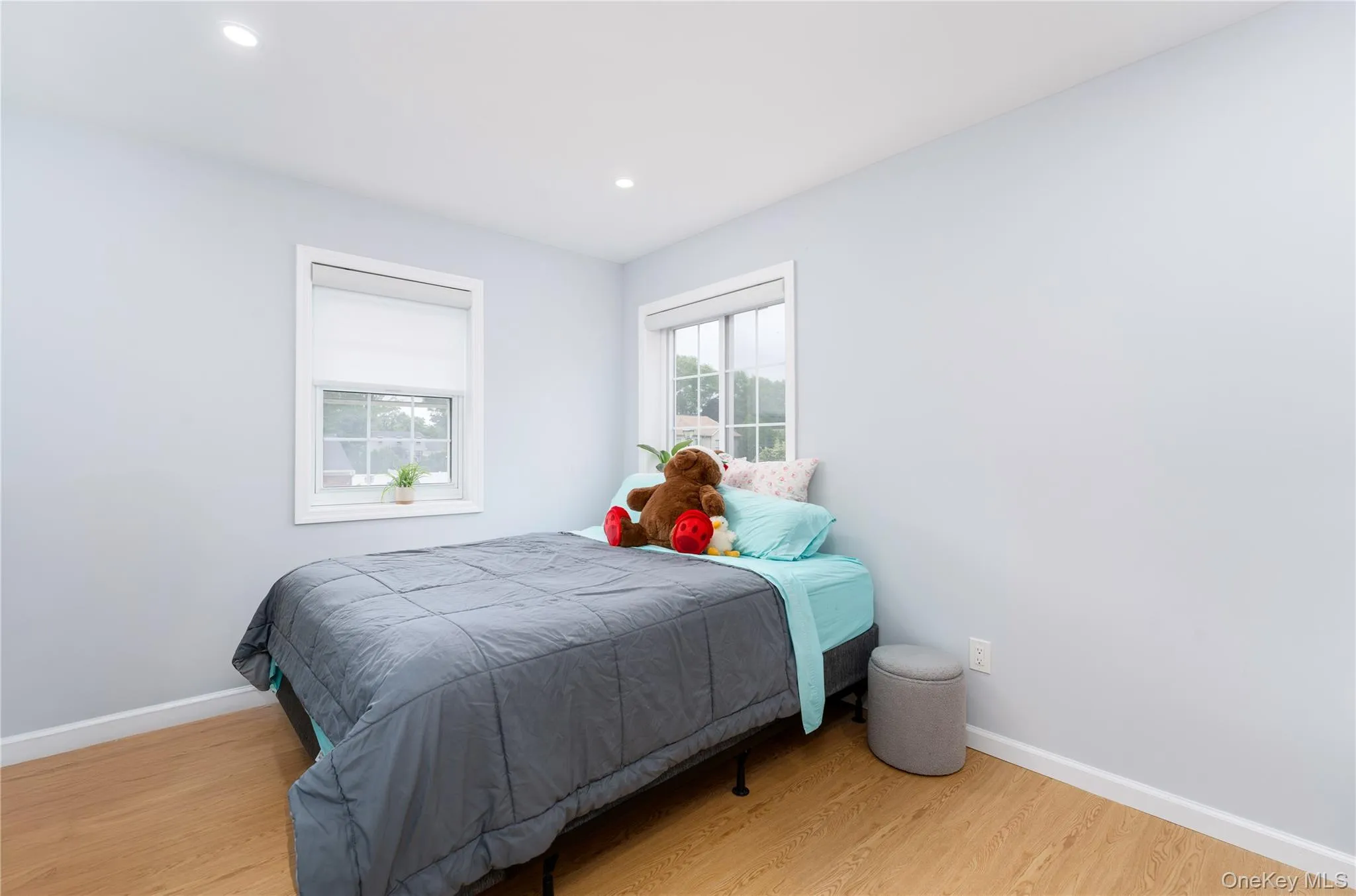 12 Annandale Road, Brookhaven, NY, 5 Bedrooms Bedrooms, 8 Rooms Rooms,3 BathroomsBathrooms,Residential,For Rent,Annandale,0,1006788 12 Annandale Road, Brookhaven, NY, 5 Bedrooms Bedrooms, 8 Rooms Rooms,3 BathroomsBathrooms,Residential,For Rent,Annandale,0,1006788
