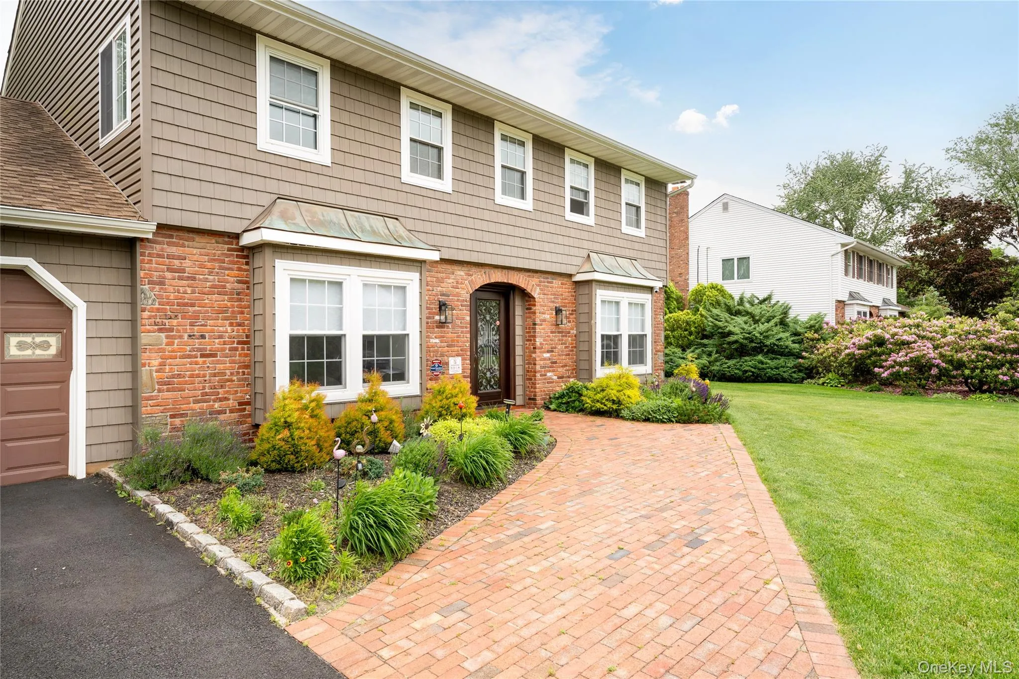 12 Annandale Road, Brookhaven, NY, 5 Bedrooms Bedrooms, 8 Rooms Rooms,3 BathroomsBathrooms,Residential,For Rent,Annandale,0,1006788 12 Annandale Road, Brookhaven, NY, 5 Bedrooms Bedrooms, 8 Rooms Rooms,3 BathroomsBathrooms,Residential,For Rent,Annandale,0,1006788