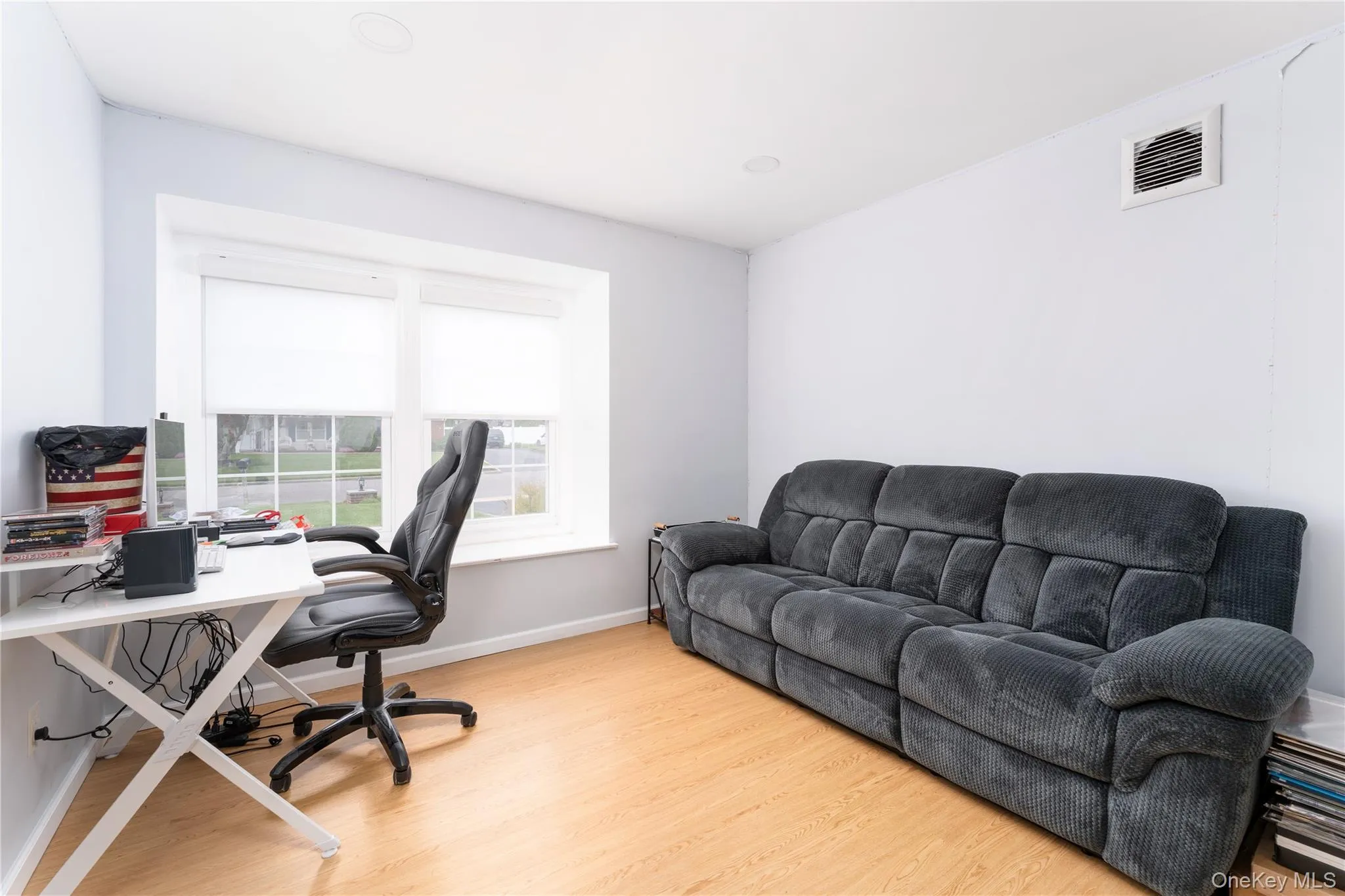 12 Annandale Road, Brookhaven, NY, 5 Bedrooms Bedrooms, 8 Rooms Rooms,3 BathroomsBathrooms,Residential,For Rent,Annandale,0,1006788 12 Annandale Road, Brookhaven, NY, 5 Bedrooms Bedrooms, 8 Rooms Rooms,3 BathroomsBathrooms,Residential,For Rent,Annandale,0,1006788