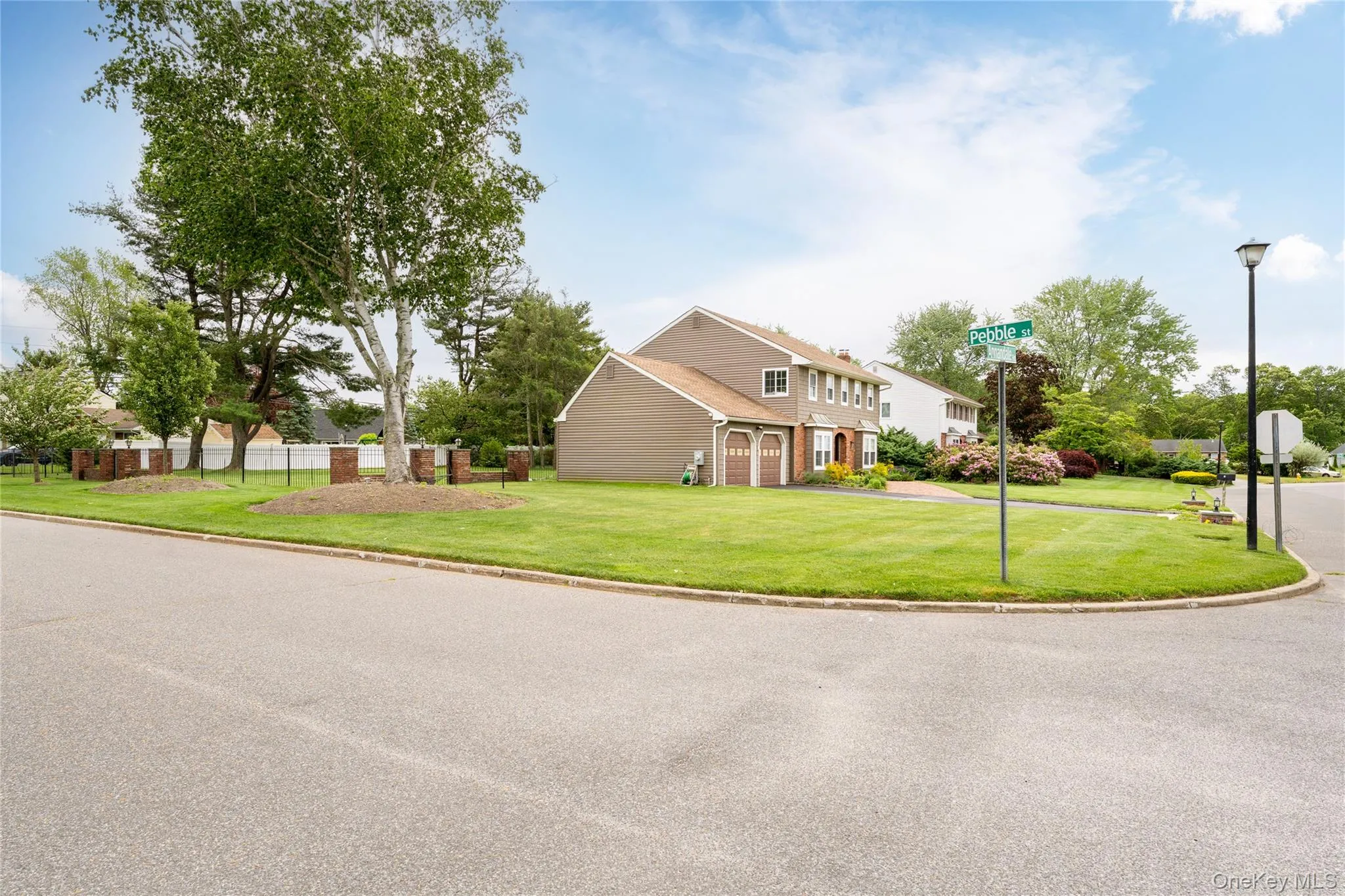 12 Annandale Road, Brookhaven, NY, 5 Bedrooms Bedrooms, 8 Rooms Rooms,3 BathroomsBathrooms,Residential,For Rent,Annandale,0,1006788 12 Annandale Road, Brookhaven, NY, 5 Bedrooms Bedrooms, 8 Rooms Rooms,3 BathroomsBathrooms,Residential,For Rent,Annandale,0,1006788