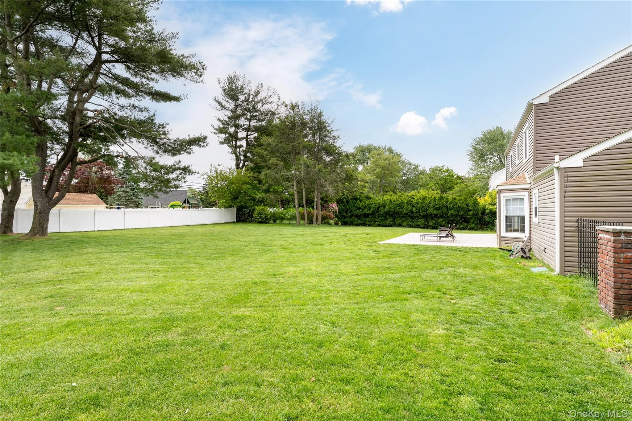 12 Annandale Road, Brookhaven, NY, 5 Bedrooms Bedrooms, 8 Rooms Rooms,3 BathroomsBathrooms,Residential,For Rent,Annandale,0,1006788 12 Annandale Road, Brookhaven, NY, 5 Bedrooms Bedrooms, 8 Rooms Rooms,3 BathroomsBathrooms,Residential,For Rent,Annandale,0,1006788