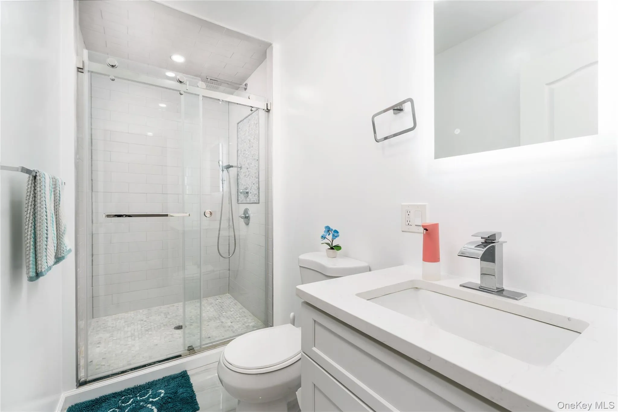 12 Annandale Road, Brookhaven, NY, 5 Bedrooms Bedrooms, 8 Rooms Rooms,3 BathroomsBathrooms,Residential,For Rent,Annandale,0,1006788 12 Annandale Road, Brookhaven, NY, 5 Bedrooms Bedrooms, 8 Rooms Rooms,3 BathroomsBathrooms,Residential,For Rent,Annandale,0,1006788