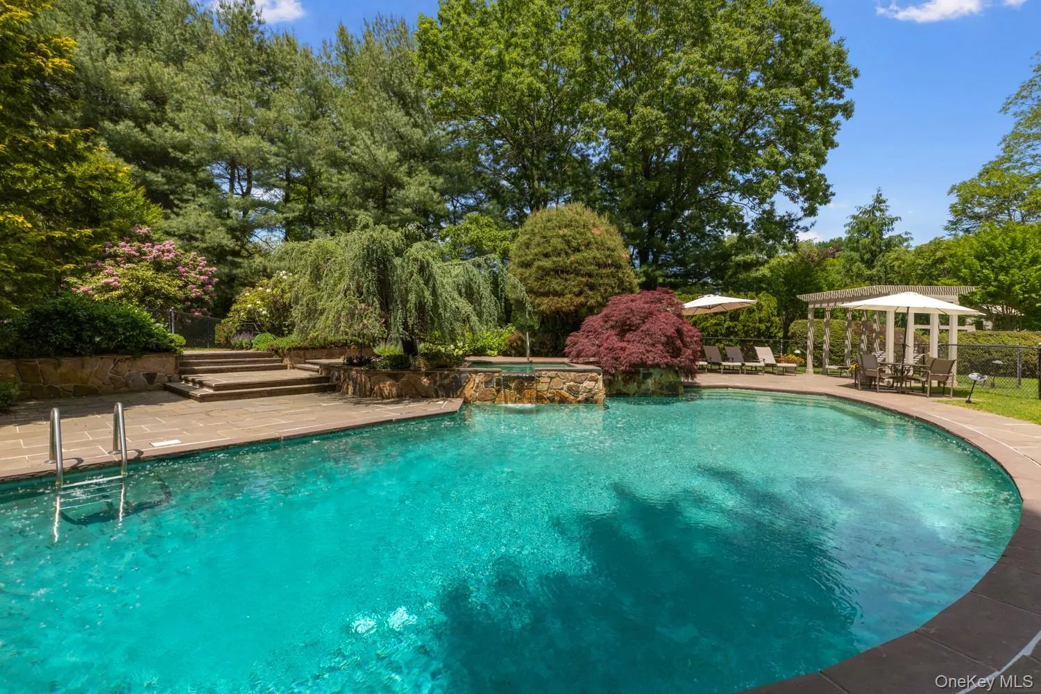 5 Coachmans Court, North Hempstead, NY, 6 Bedrooms Bedrooms, 15 Rooms Rooms,6 BathroomsBathrooms,Residential,For Rent,Coachmans,0,1006790 5 Coachmans Court, North Hempstead, NY, 6 Bedrooms Bedrooms, 15 Rooms Rooms,6 BathroomsBathrooms,Residential,For Rent,Coachmans,0,1006790
