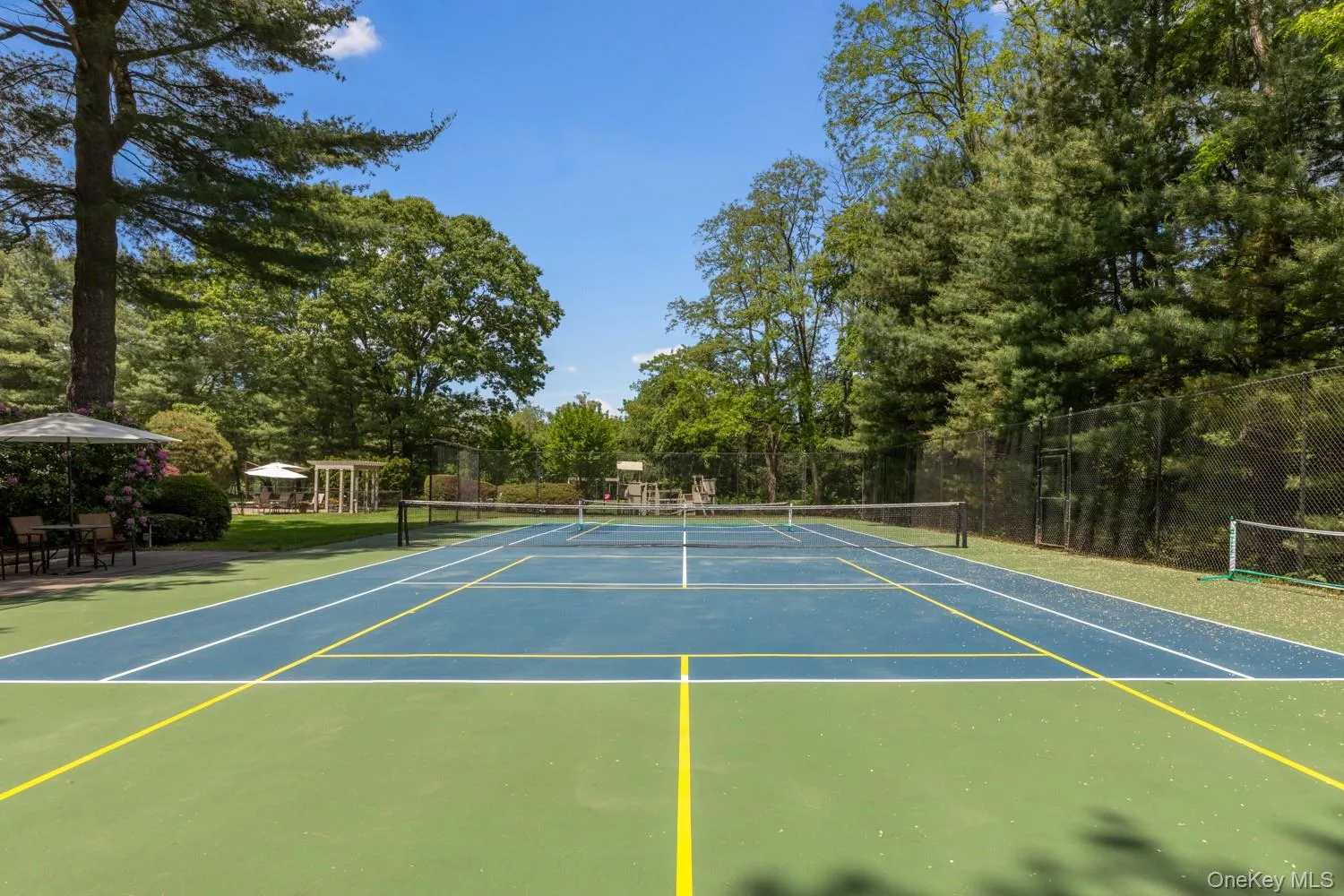 5 Coachmans Court, North Hempstead, NY, 6 Bedrooms Bedrooms, 15 Rooms Rooms,6 BathroomsBathrooms,Residential,For Rent,Coachmans,0,1006790 5 Coachmans Court, North Hempstead, NY, 6 Bedrooms Bedrooms, 15 Rooms Rooms,6 BathroomsBathrooms,Residential,For Rent,Coachmans,0,1006790
