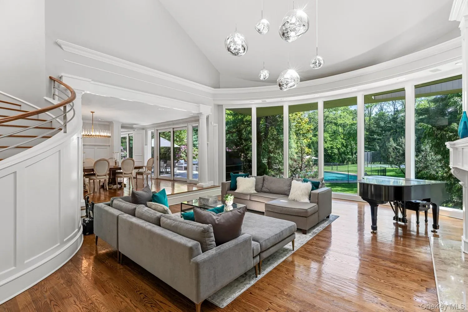 5 Coachmans Court, North Hempstead, NY, 6 Bedrooms Bedrooms, 15 Rooms Rooms,6 BathroomsBathrooms,Residential,For Rent,Coachmans,0,1006790 5 Coachmans Court, North Hempstead, NY, 6 Bedrooms Bedrooms, 15 Rooms Rooms,6 BathroomsBathrooms,Residential,For Rent,Coachmans,0,1006790