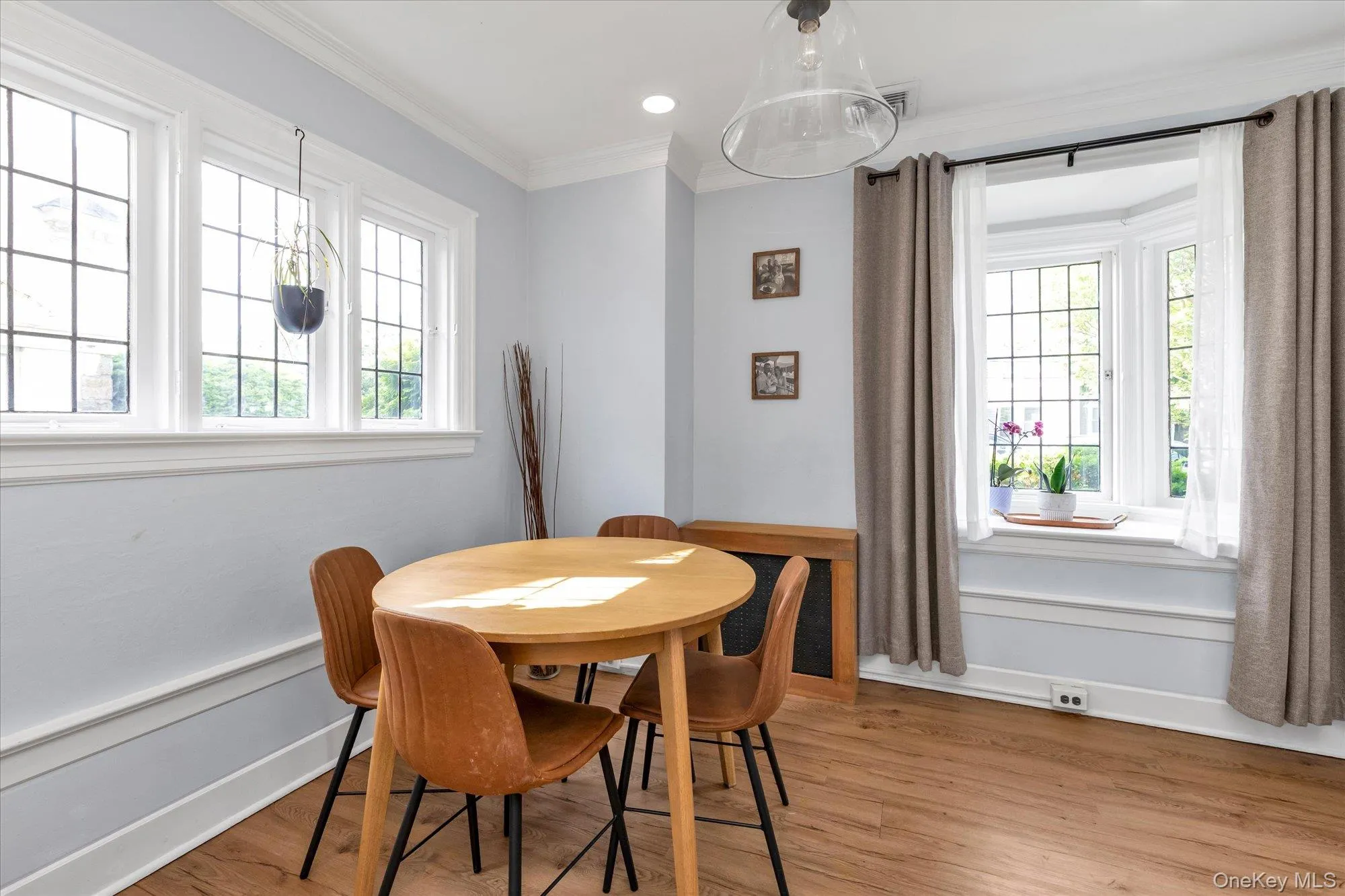 26 Latimer Court, Hempstead, NY, 3 Bedrooms Bedrooms, 6 Rooms Rooms,1 BathroomBathrooms,Residential Lease,For Rent,Latimer,0,1006798 26 Latimer Court, Hempstead, NY, 3 Bedrooms Bedrooms, 6 Rooms Rooms,1 BathroomBathrooms,Residential Lease,For Rent,Latimer,0,1006798