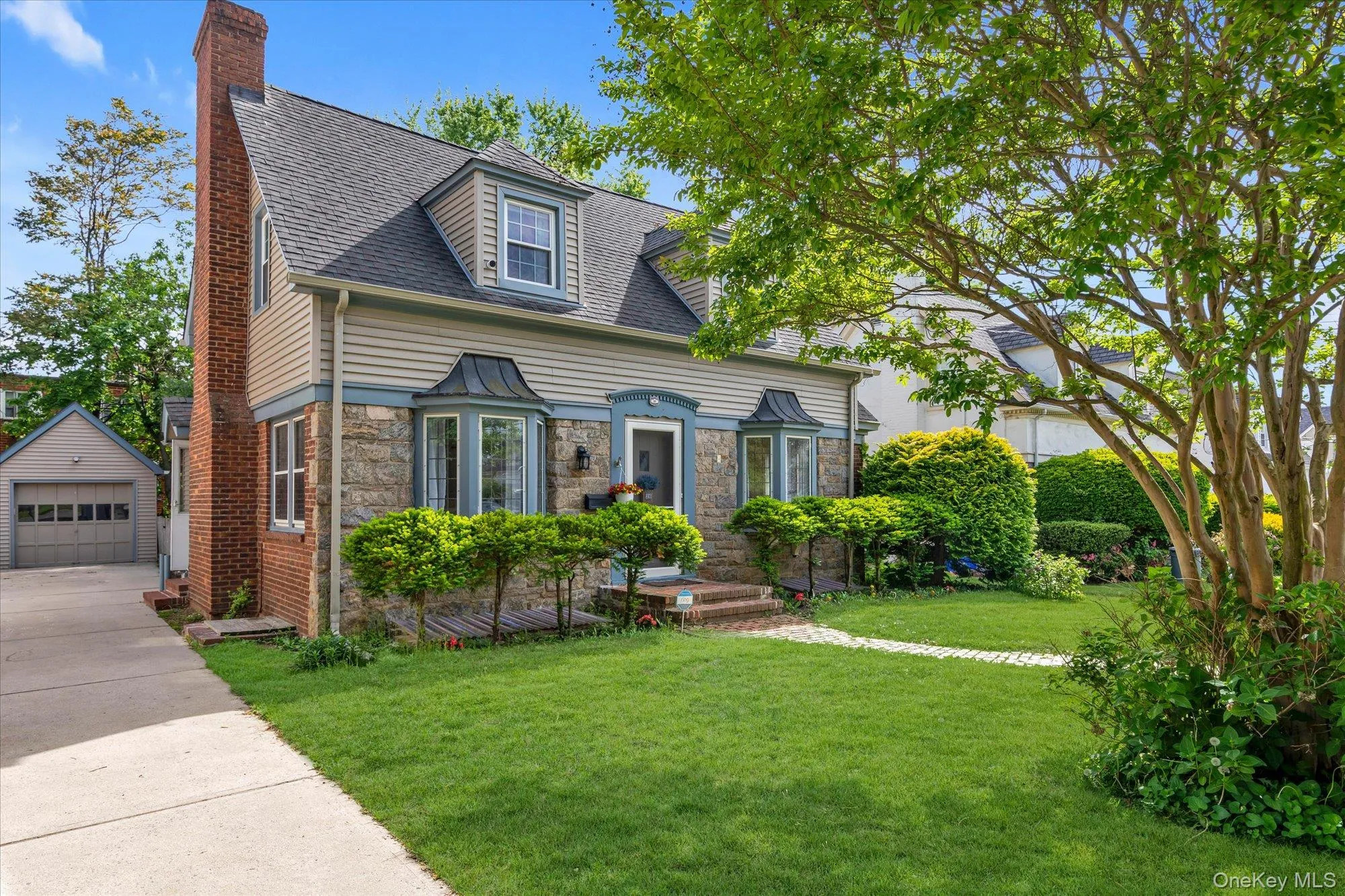26 Latimer Court, Hempstead, NY, 3 Bedrooms Bedrooms, 6 Rooms Rooms,1 BathroomBathrooms,Residential Lease,For Rent,Latimer,0,1006798 26 Latimer Court, Hempstead, NY, 3 Bedrooms Bedrooms, 6 Rooms Rooms,1 BathroomBathrooms,Residential Lease,For Rent,Latimer,0,1006798