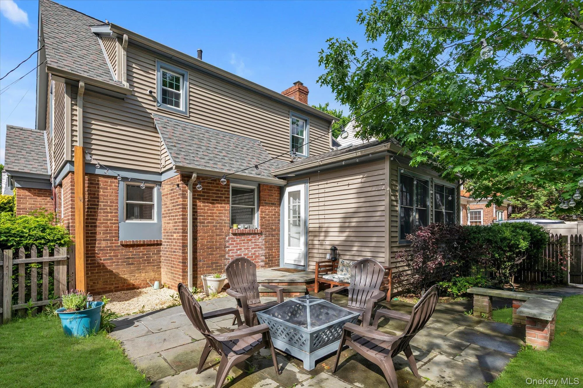 26 Latimer Court, Hempstead, NY, 3 Bedrooms Bedrooms, 6 Rooms Rooms,1 BathroomBathrooms,Residential Lease,For Rent,Latimer,0,1006798 26 Latimer Court, Hempstead, NY, 3 Bedrooms Bedrooms, 6 Rooms Rooms,1 BathroomBathrooms,Residential Lease,For Rent,Latimer,0,1006798
