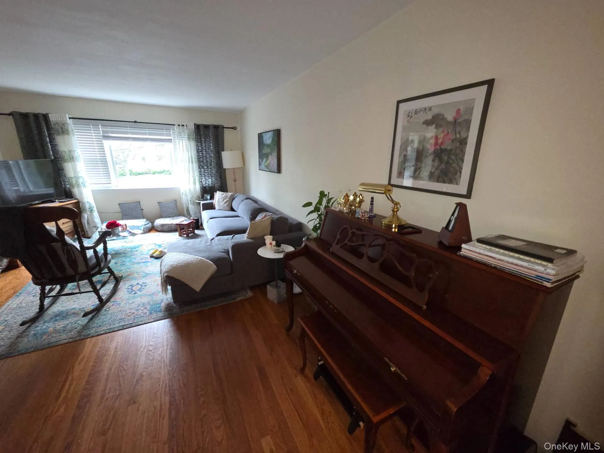552 Manor Ridge Road, Pelham, NY, 4 Bedrooms Bedrooms, 9 Rooms Rooms,1 BathroomBathrooms,Residential Lease,For Rent,Manor Ridge,0,1006800 552 Manor Ridge Road, Pelham, NY, 4 Bedrooms Bedrooms, 9 Rooms Rooms,1 BathroomBathrooms,Residential Lease,For Rent,Manor Ridge,0,1006800