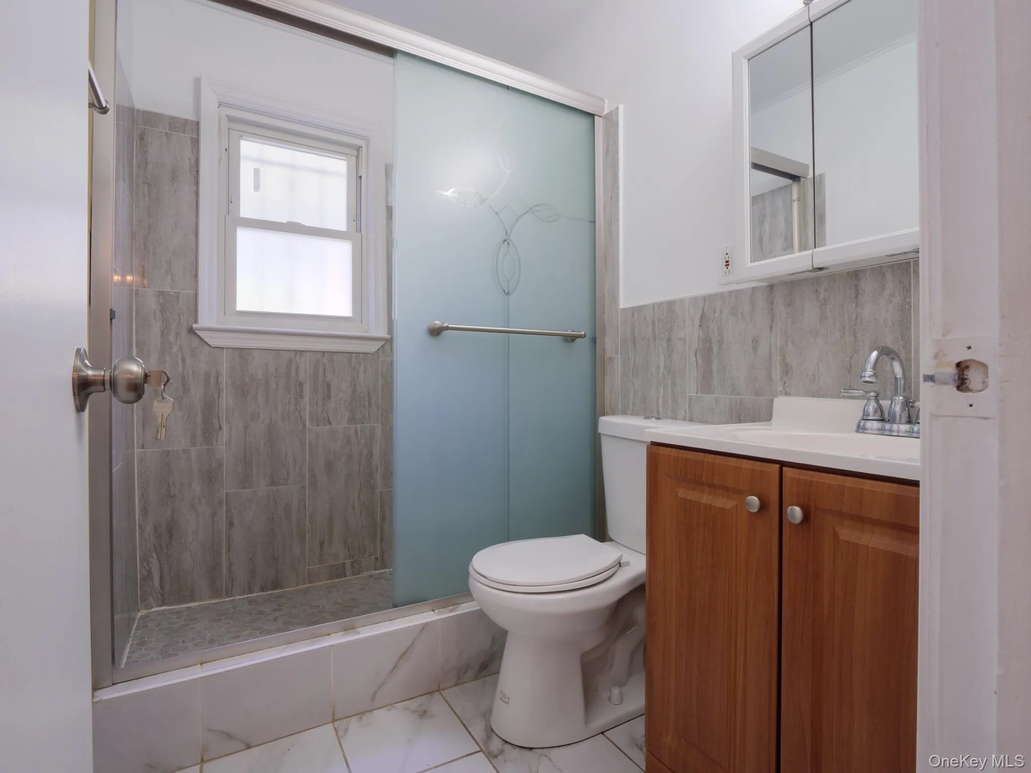 257-04 145th Avenue, New York, NY, 2 Bedrooms Bedrooms, 8 Rooms Rooms,2 BathroomsBathrooms,Residential,For Rent,145th,0,KEY1006804 257-04 145th Avenue, New York, NY, 2 Bedrooms Bedrooms, 8 Rooms Rooms,2 BathroomsBathrooms,Residential,For Rent,145th,0,KEY1006804