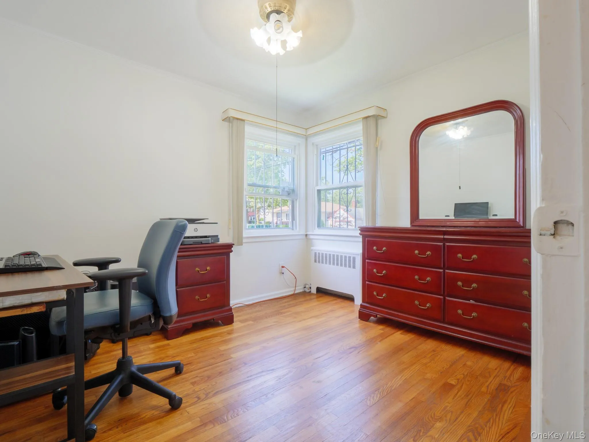 257-04 145th Avenue, New York, NY, 2 Bedrooms Bedrooms, 8 Rooms Rooms,2 BathroomsBathrooms,Residential,For Rent,145th,0,KEY1006804 257-04 145th Avenue, New York, NY, 2 Bedrooms Bedrooms, 8 Rooms Rooms,2 BathroomsBathrooms,Residential,For Rent,145th,0,KEY1006804