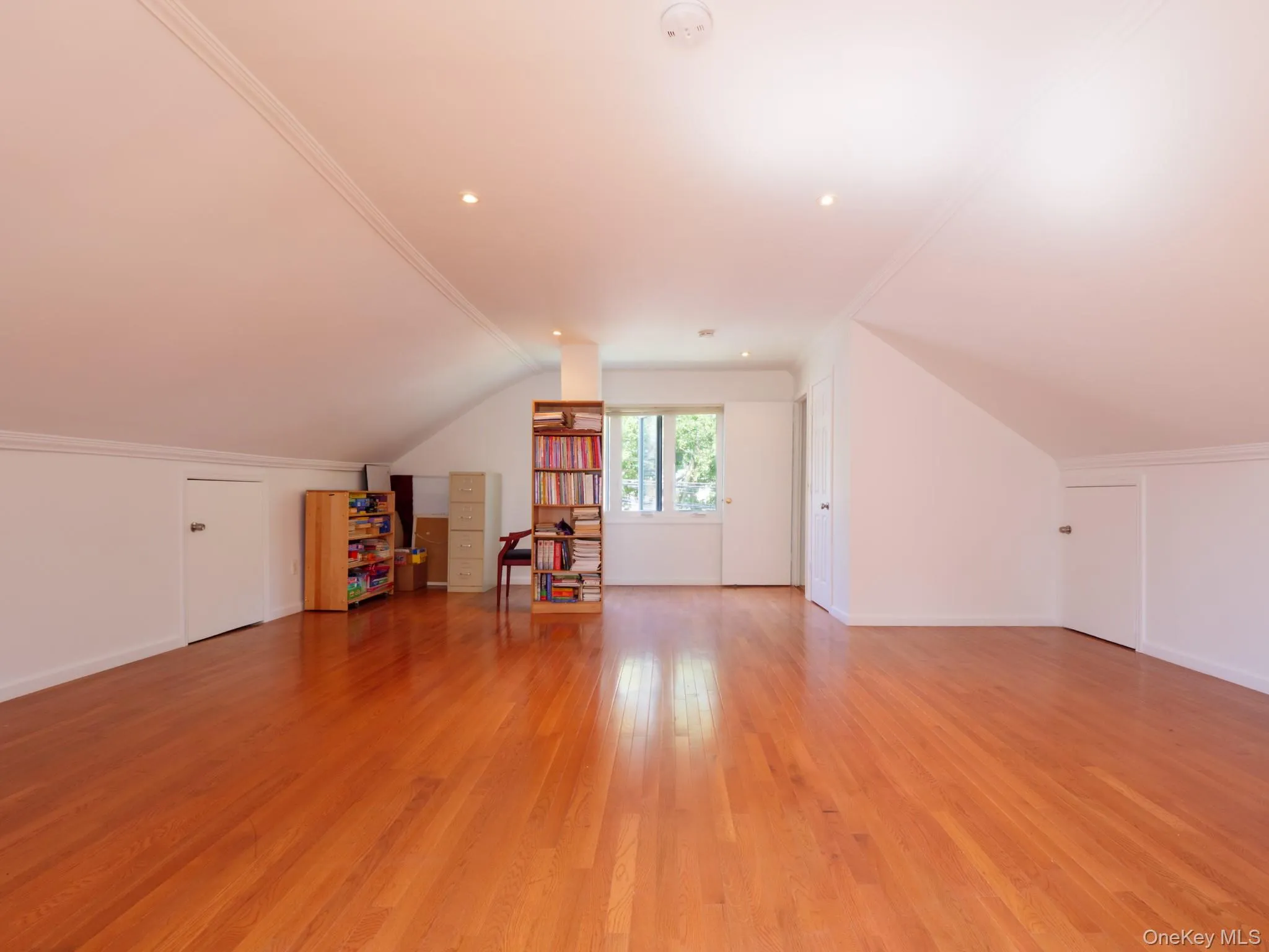 257-04 145th Avenue, New York, NY, 2 Bedrooms Bedrooms, 8 Rooms Rooms,2 BathroomsBathrooms,Residential,For Rent,145th,0,KEY1006804 257-04 145th Avenue, New York, NY, 2 Bedrooms Bedrooms, 8 Rooms Rooms,2 BathroomsBathrooms,Residential,For Rent,145th,0,KEY1006804