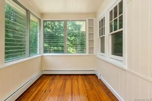 130 Whitlock Road, Mount Hope, NY, 2 Bedrooms Bedrooms, 5 Rooms Rooms,1 BathroomBathrooms,Residential Lease,For Rent,Whitlock,0,1006807 130 Whitlock Road, Mount Hope, NY, 2 Bedrooms Bedrooms, 5 Rooms Rooms,1 BathroomBathrooms,Residential Lease,For Rent,Whitlock,0,1006807