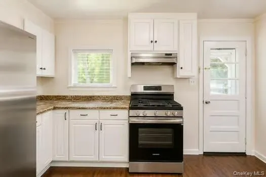 130 Whitlock Road, Mount Hope, NY, 2 Bedrooms Bedrooms, 5 Rooms Rooms,1 BathroomBathrooms,Residential Lease,For Rent,Whitlock,0,1006807 130 Whitlock Road, Mount Hope, NY, 2 Bedrooms Bedrooms, 5 Rooms Rooms,1 BathroomBathrooms,Residential Lease,For Rent,Whitlock,0,1006807