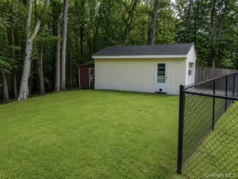 130 Whitlock Road, Mount Hope, NY, 2 Bedrooms Bedrooms, 5 Rooms Rooms,1 BathroomBathrooms,Residential Lease,For Rent,Whitlock,0,1006807 130 Whitlock Road, Mount Hope, NY, 2 Bedrooms Bedrooms, 5 Rooms Rooms,1 BathroomBathrooms,Residential Lease,For Rent,Whitlock,0,1006807