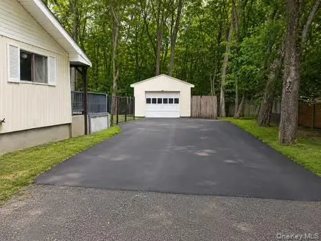 130 Whitlock Road, Mount Hope, NY, 2 Bedrooms Bedrooms, 5 Rooms Rooms,1 BathroomBathrooms,Residential Lease,For Rent,Whitlock,0,1006807 130 Whitlock Road, Mount Hope, NY, 2 Bedrooms Bedrooms, 5 Rooms Rooms,1 BathroomBathrooms,Residential Lease,For Rent,Whitlock,0,1006807