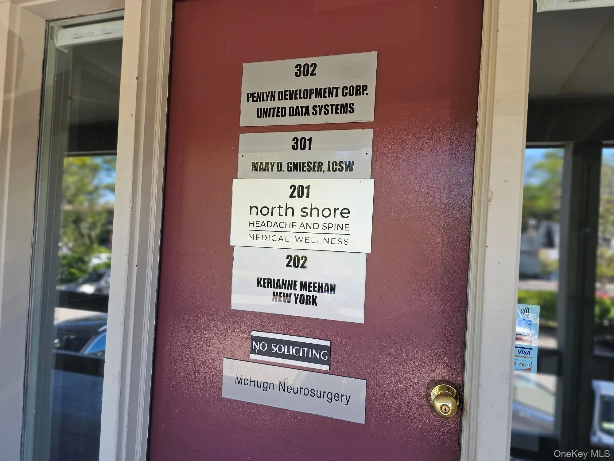 202 Main Street, Huntington, NY, ,Commercial Lease,For Rent,Main,0,1006813 202 Main Street, Huntington, NY, ,Commercial Lease,For Rent,Main,0,1006813